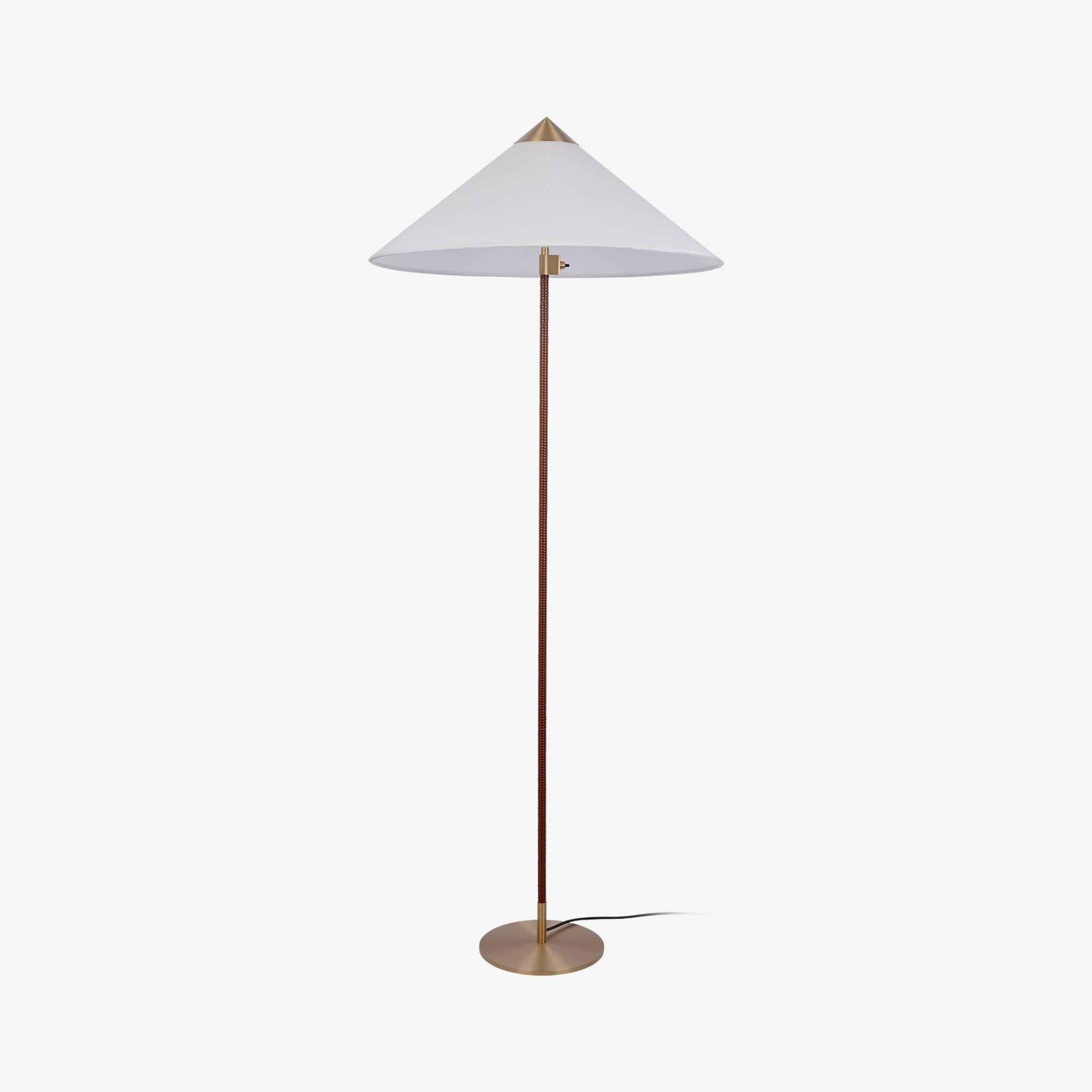 9602 Floor Lamp - Vakkerlight