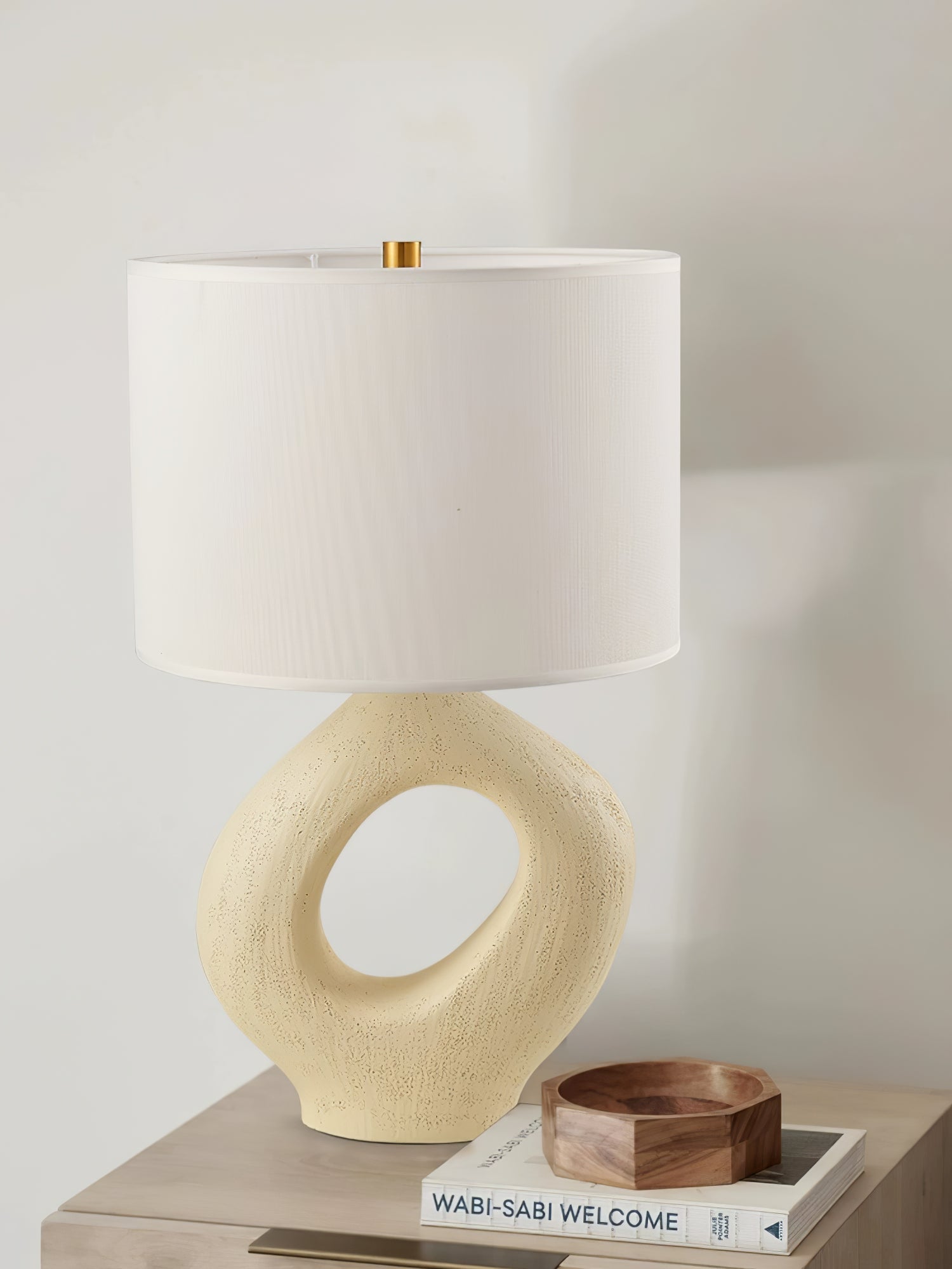 Amara Sculptural Table Lamp - Vakkerlight