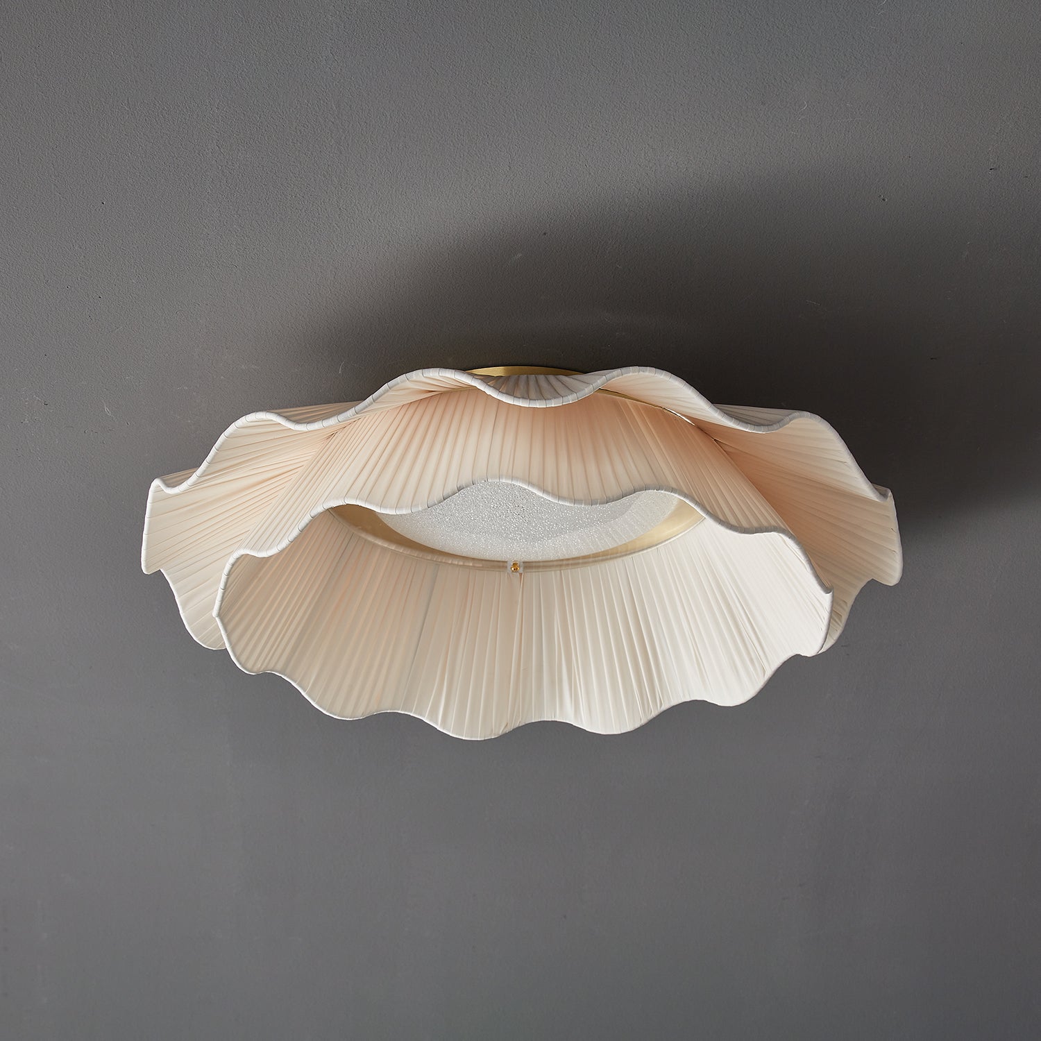 Arwen Fabric Wave Ceiling Lamp - Vakkerlight