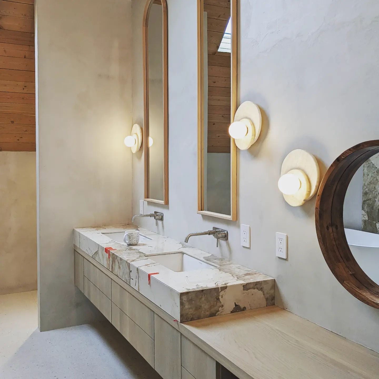 Astr Stone Wall Lamp - Vakkerlight