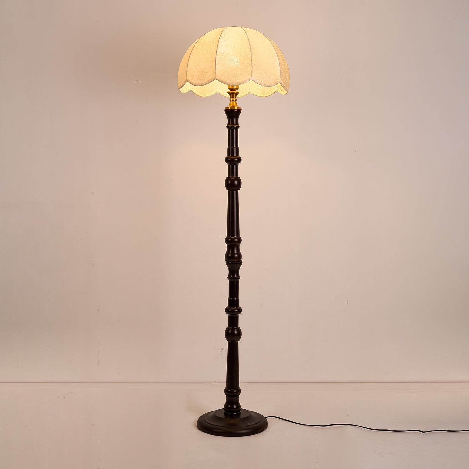 Belgravia Floor Light - Vakkerlight
