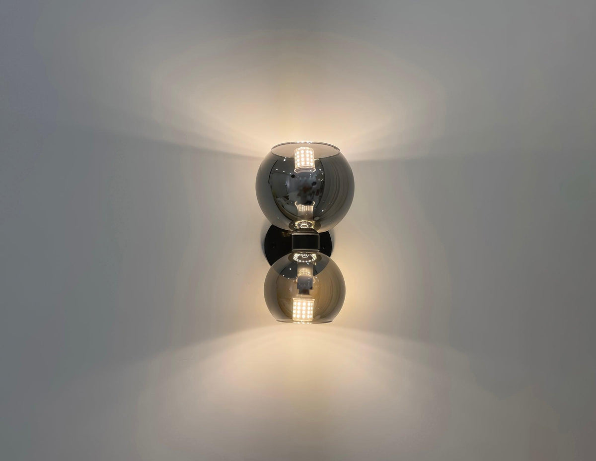 Vakker Limited Betty Pearl Glass Sconce — Detail View 27