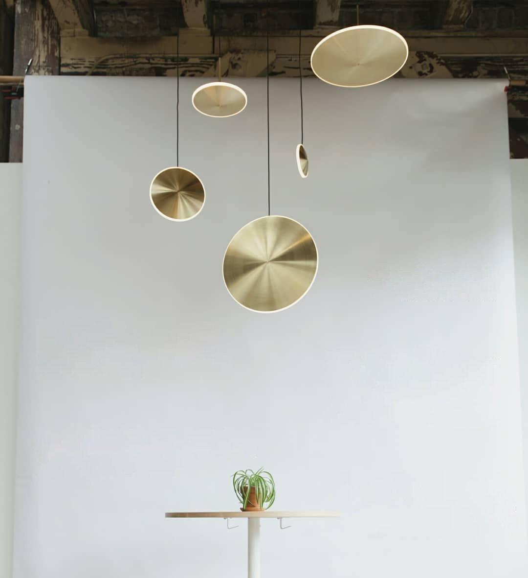 Chrona Dish Pendant Light - Vakkerlight