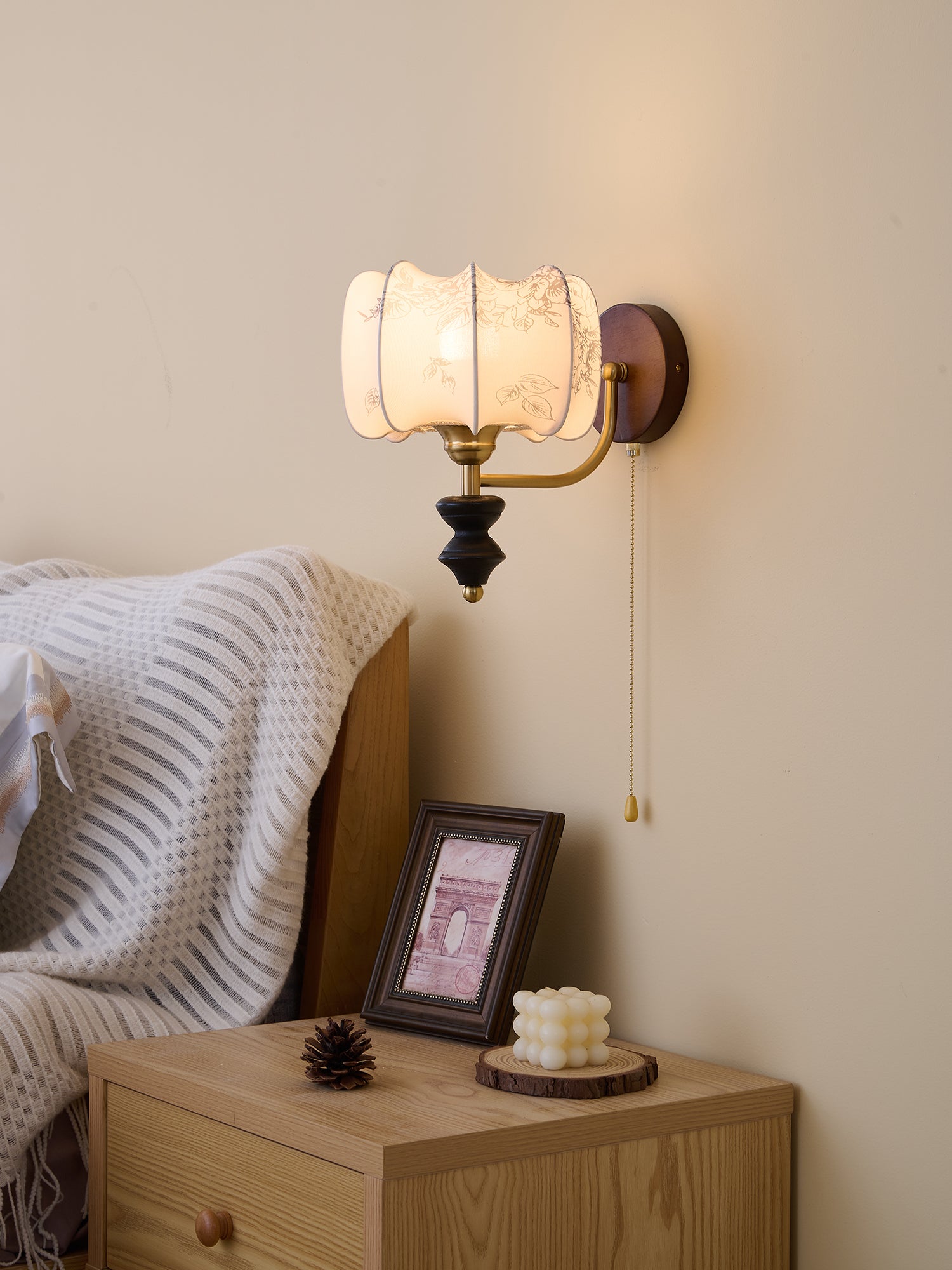 Clarendon Wall Lamp - Vakkerlight