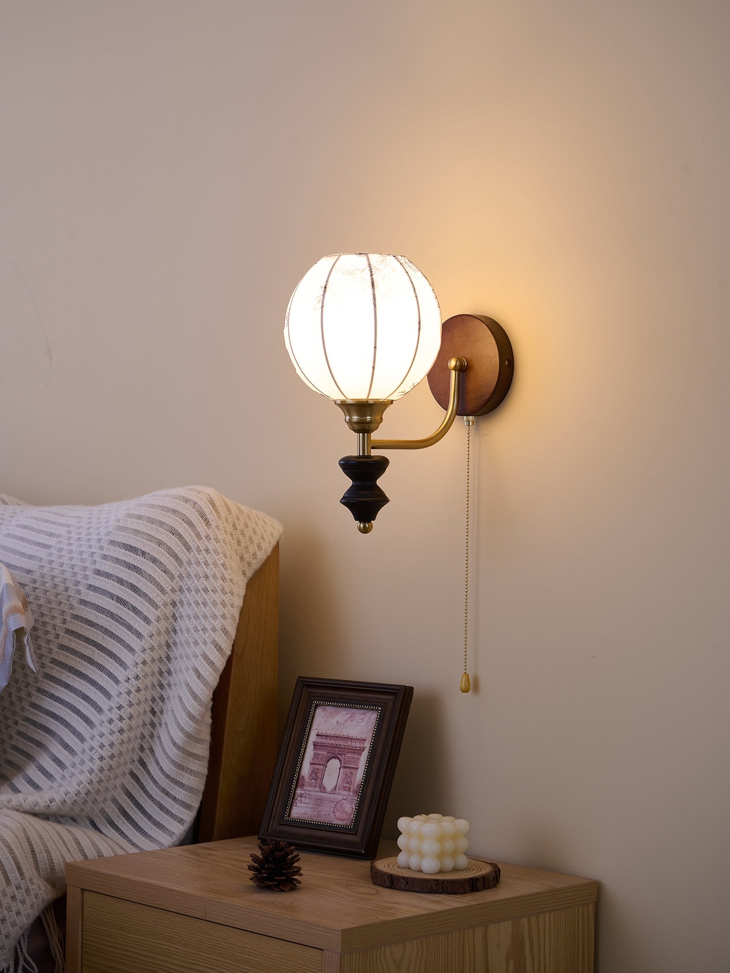 Clarendon Wall Lamp - Vakkerlight