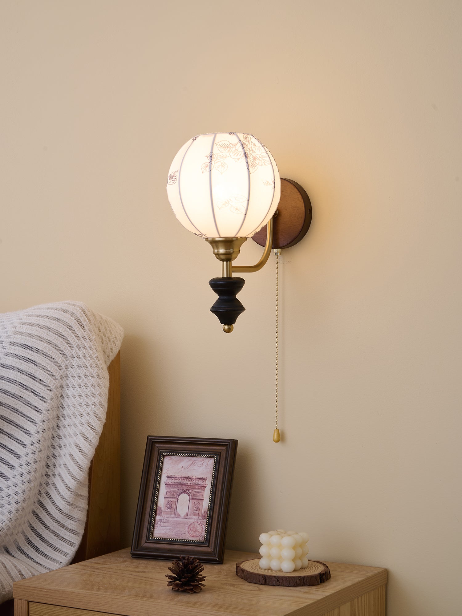 Clarendon Wall Lamp - Vakkerlight
