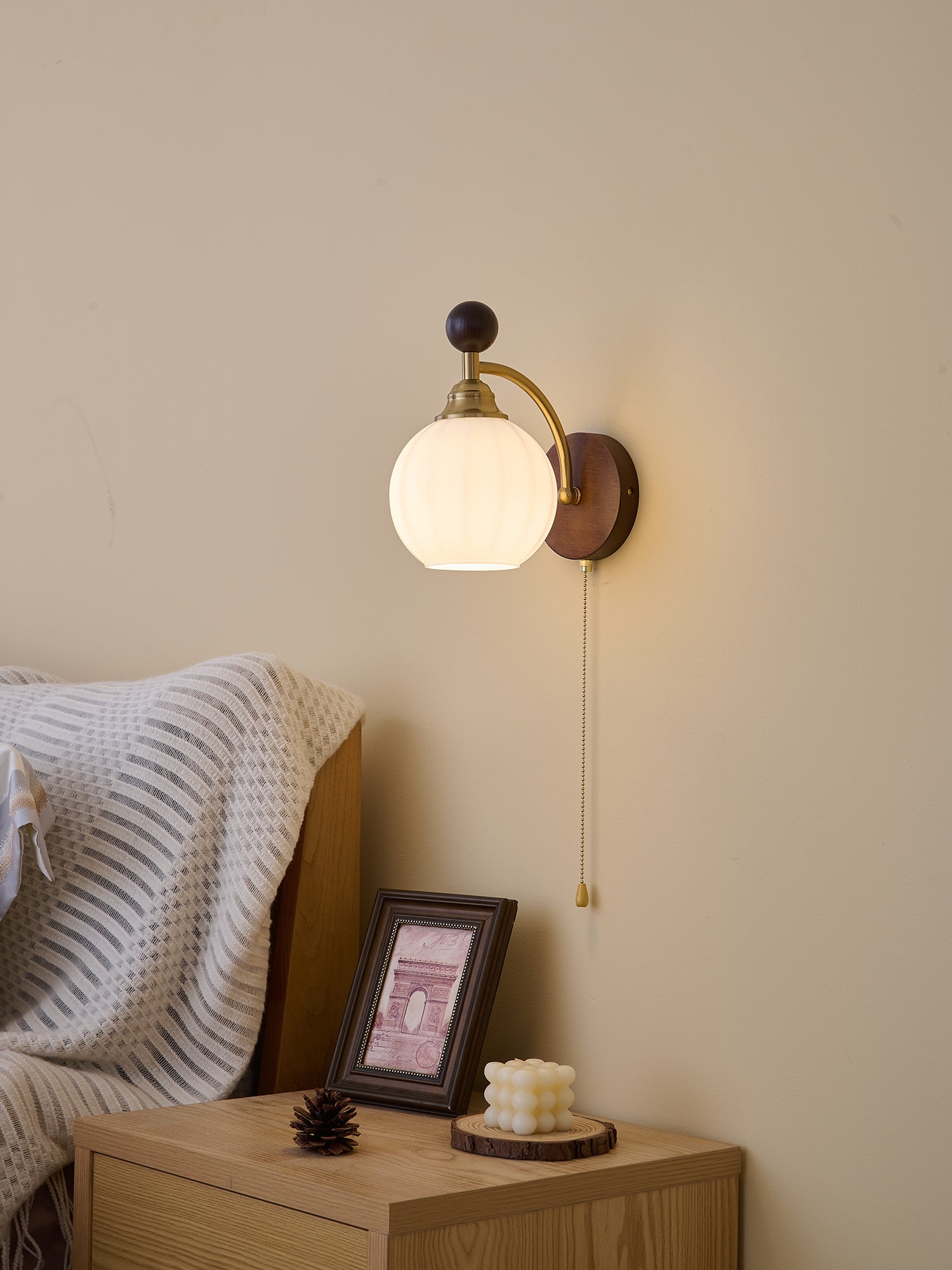 Clarendon Wall Lamp - Vakkerlight