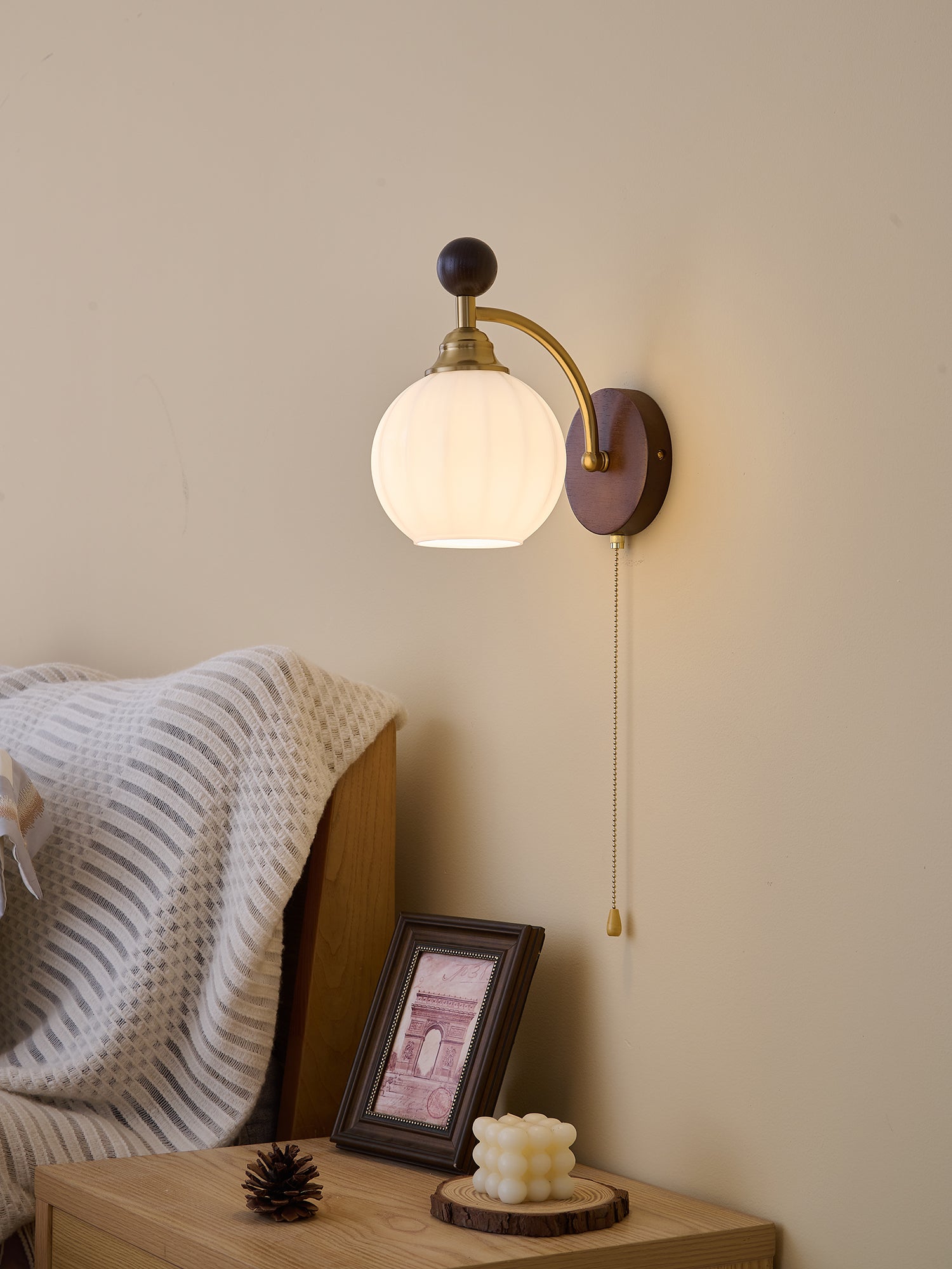 Clarendon Wall Lamp - Vakkerlight