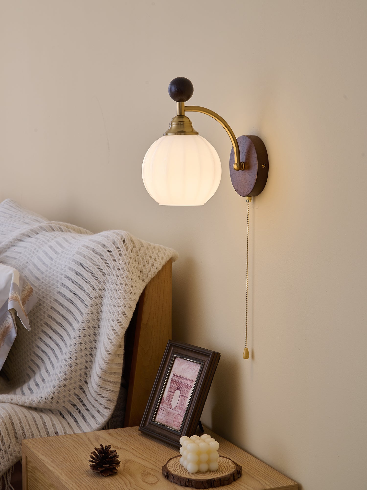 Clarendon Wall Lamp - Vakkerlight