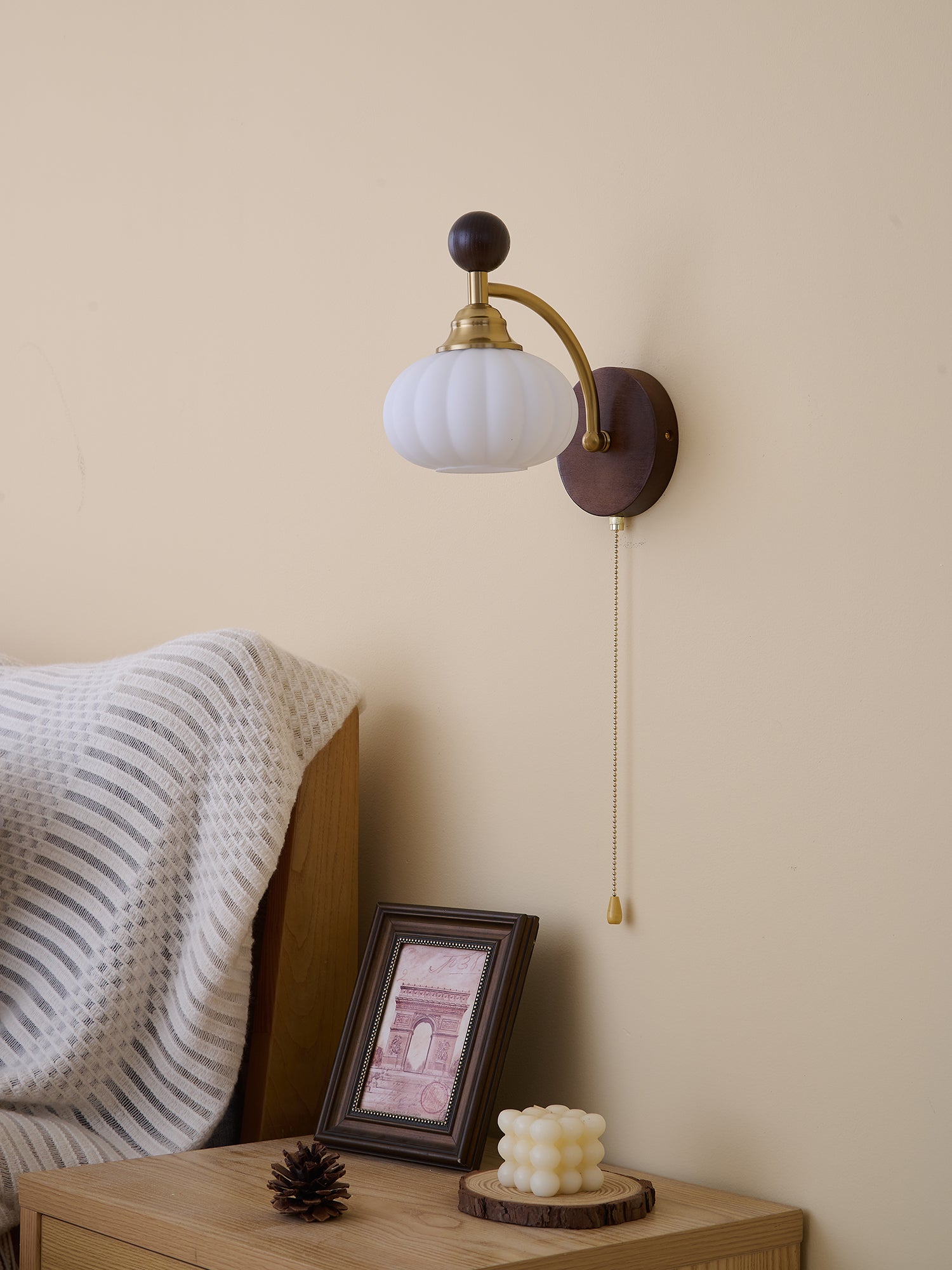 Clarendon Wall Lamp - Vakkerlight