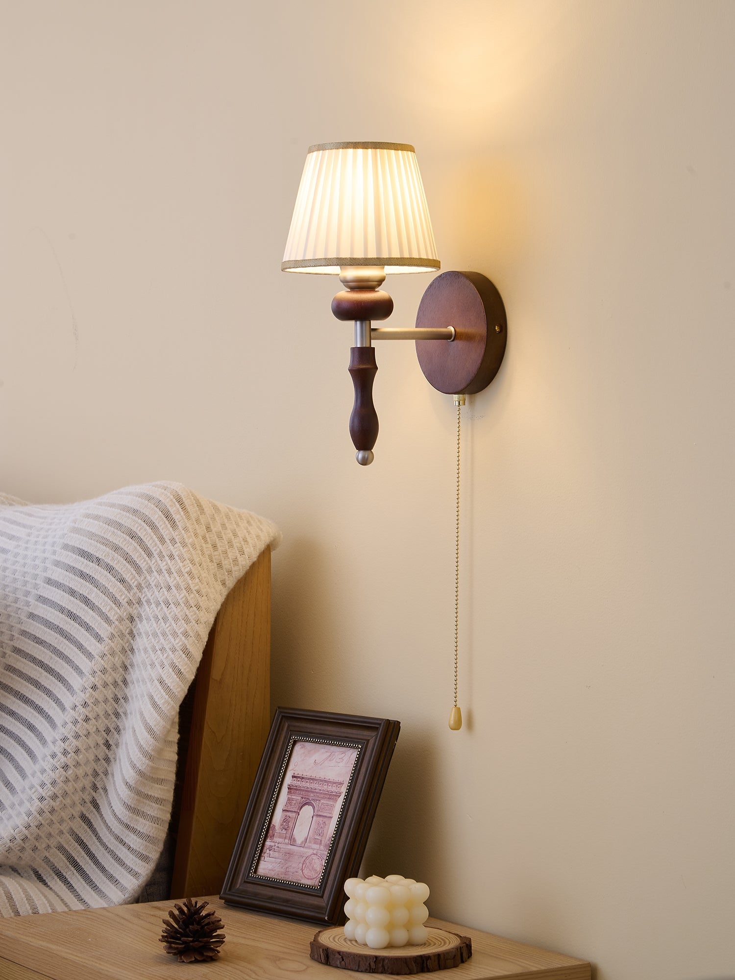 Clarendon Wall Lamp - Vakkerlight
