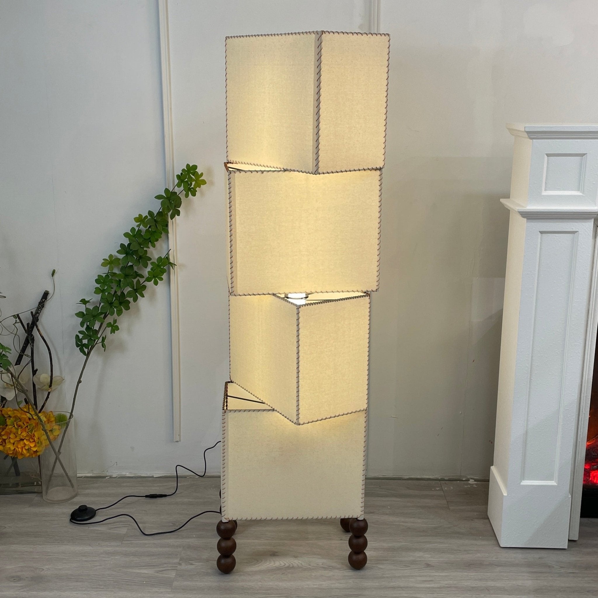 Cubia Fabric Floor Lamp - Vakkerlight