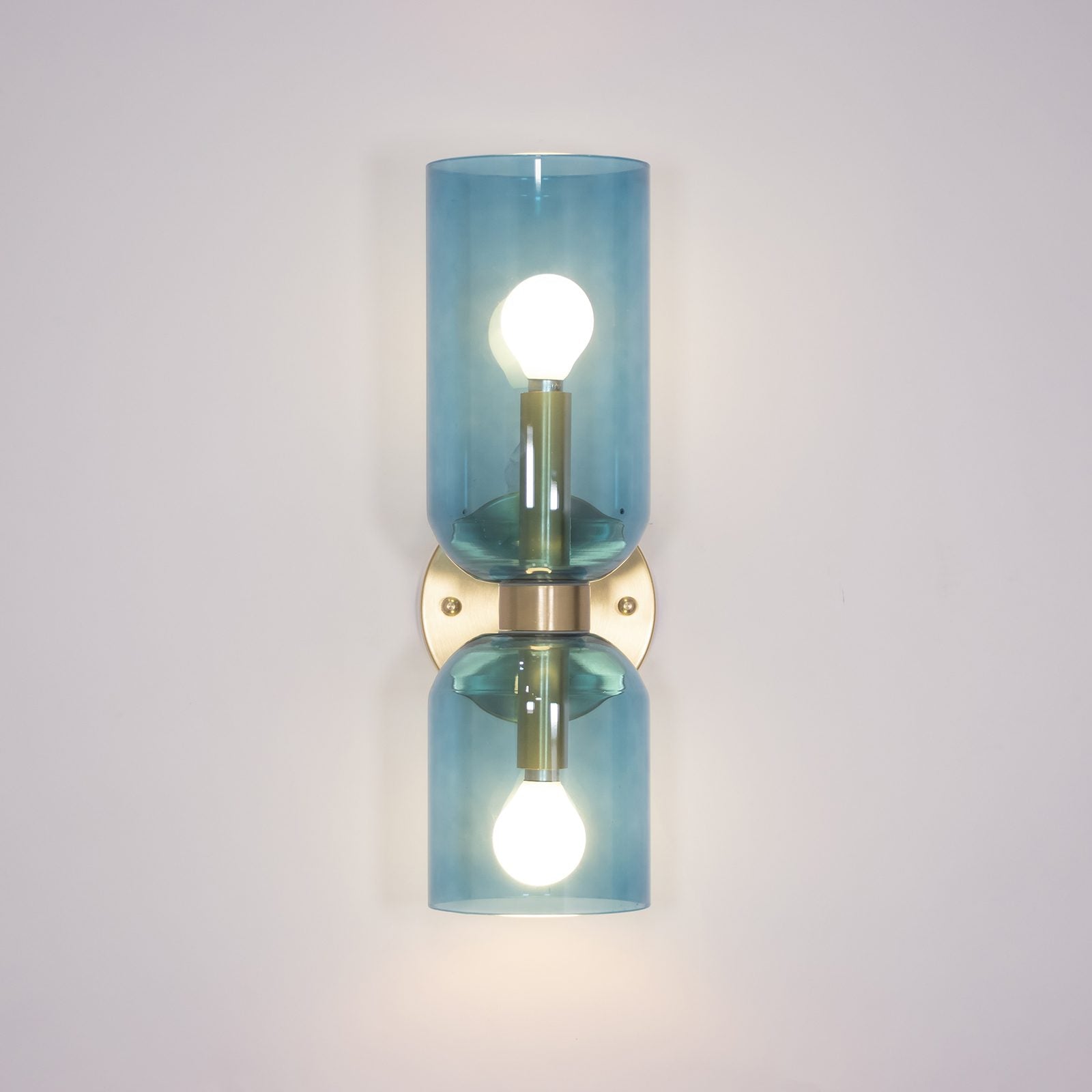 Vakker Limited Edie Wall Sconce — Detail View 14