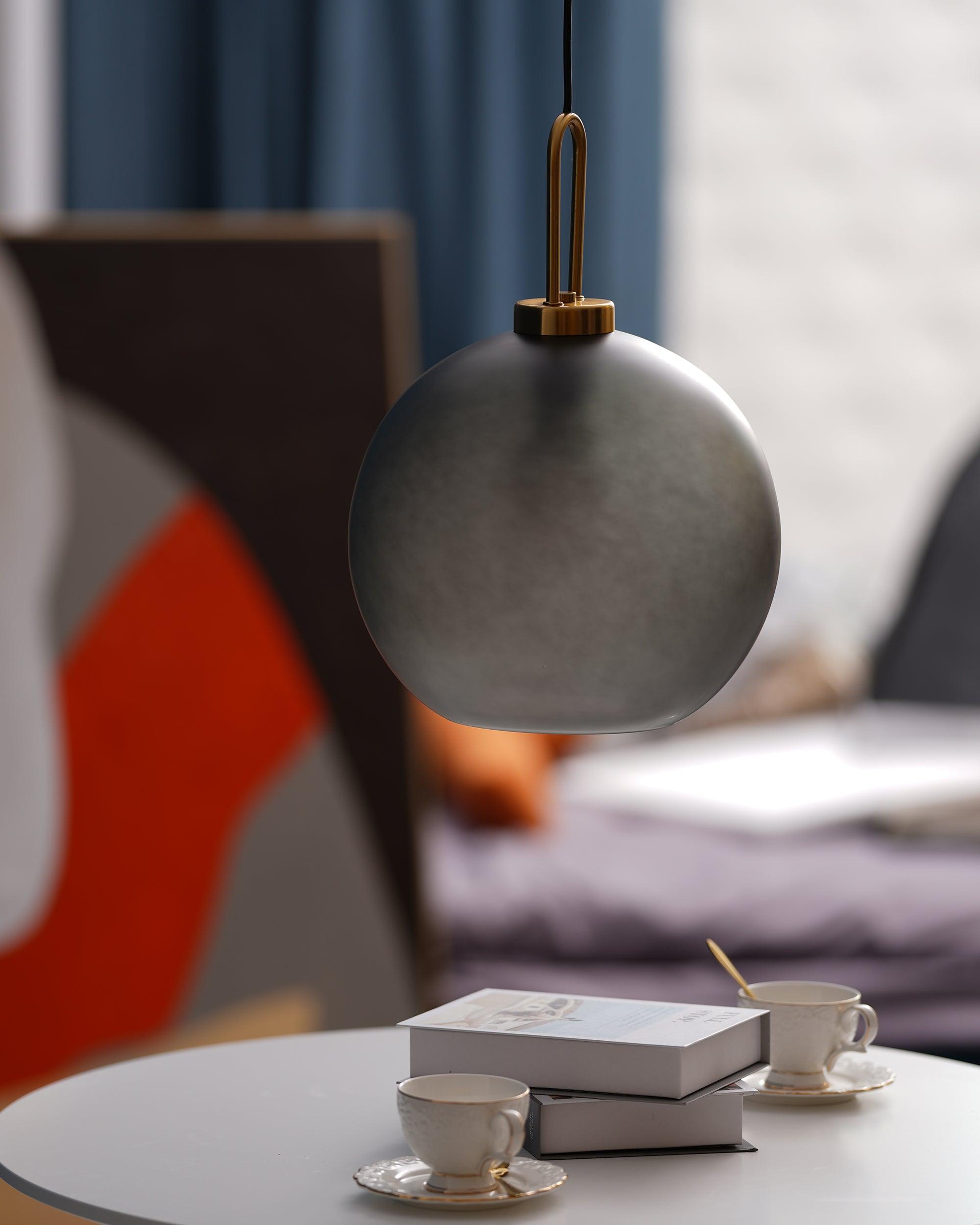 Pendulum Glass Pendant Lamp - Vakkerlight