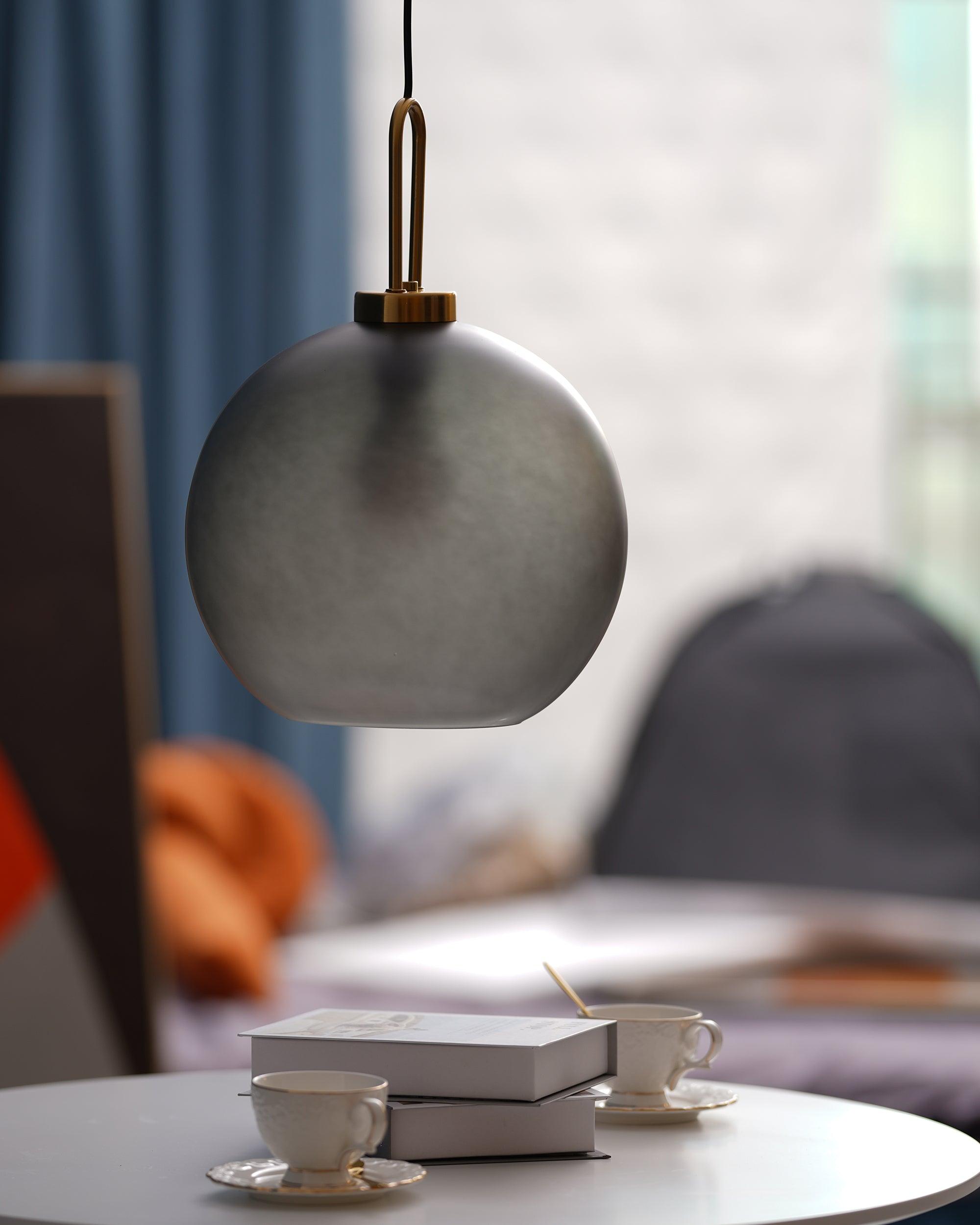 Pendulum Glass Pendant Lamp - Vakkerlight