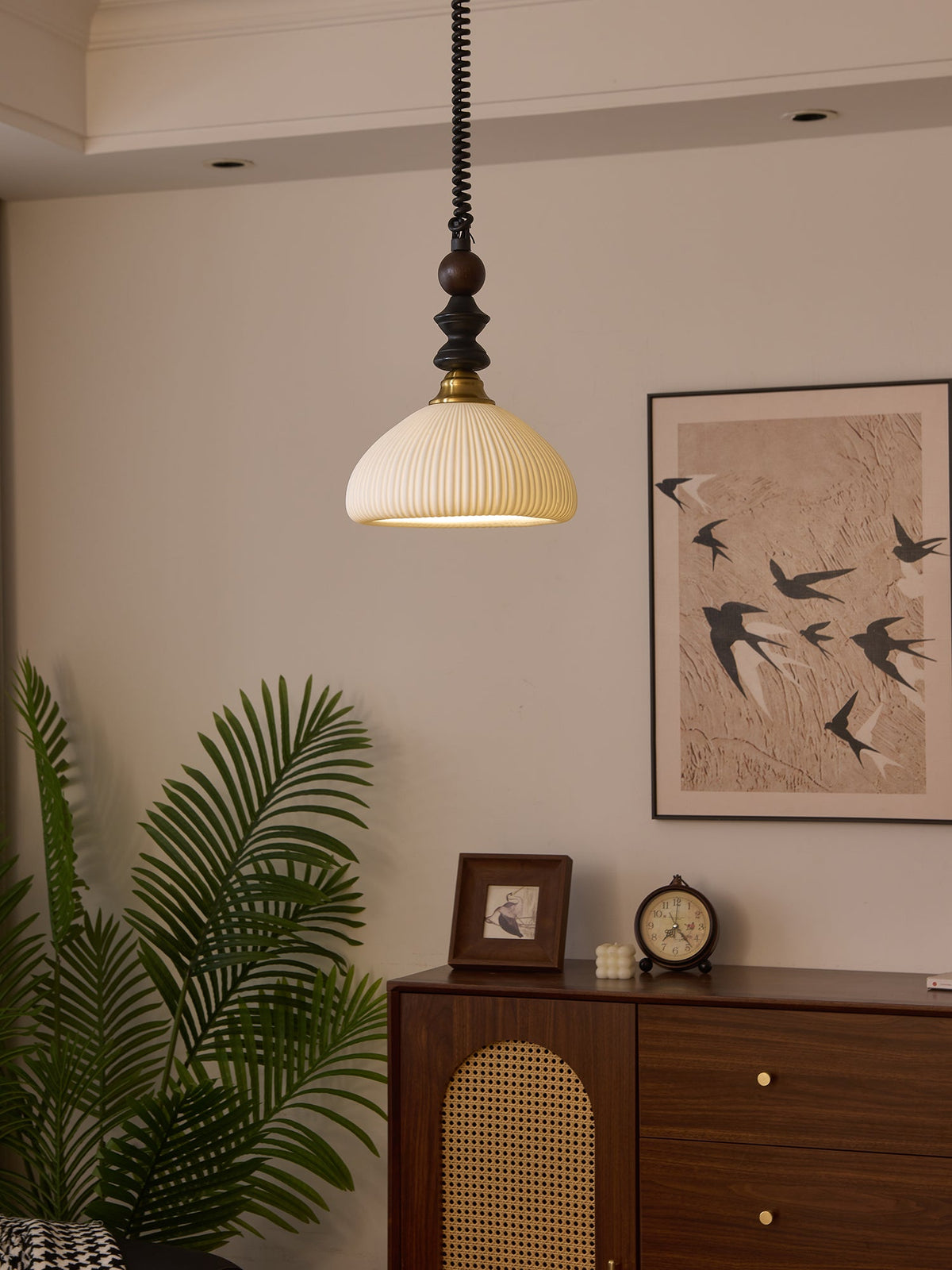 Vakker Limited Halcyon Arch Pendant Light — Detail View 40