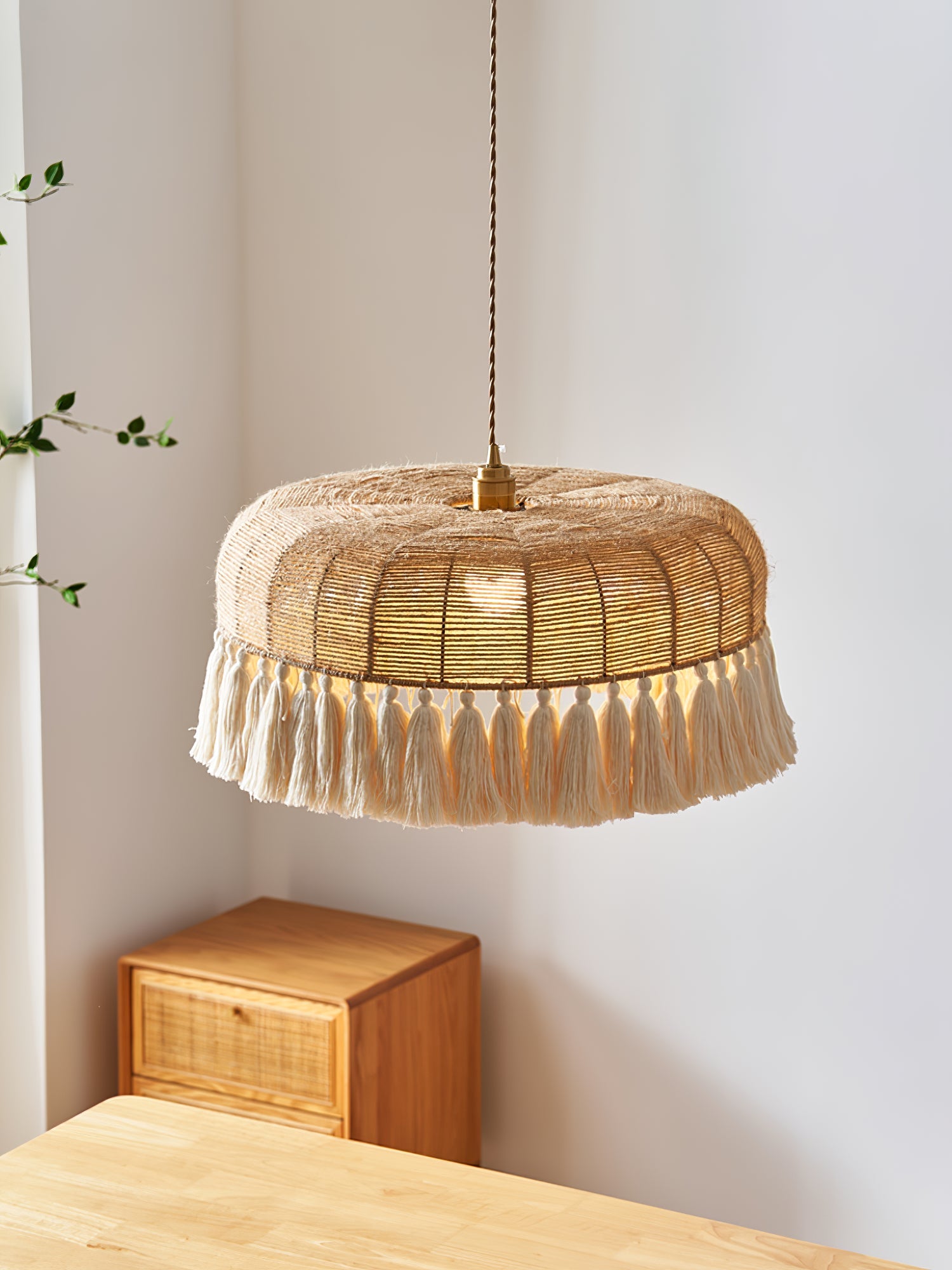 Handwoven Jute Pendant Light - Vakkerlight