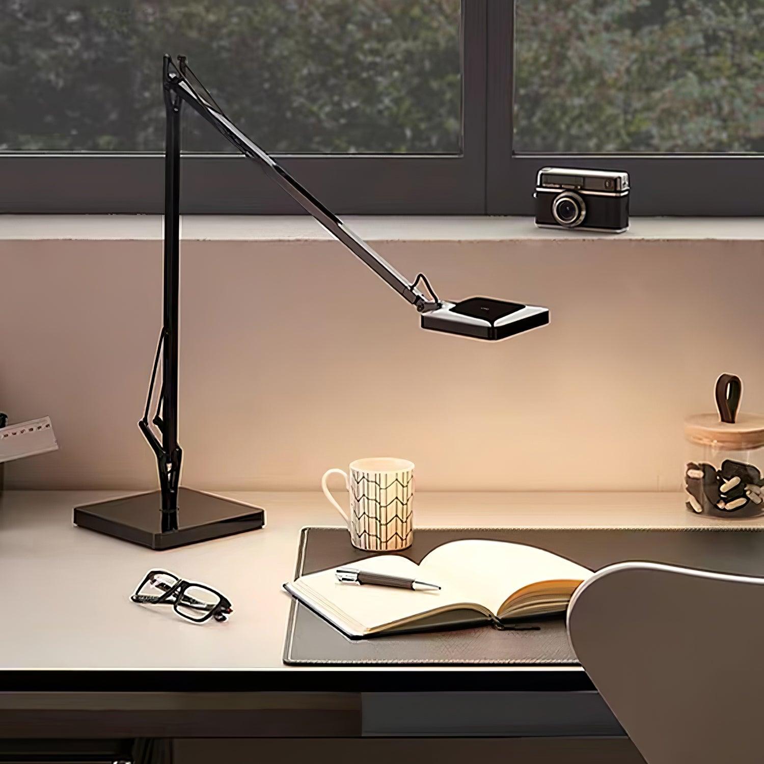 Edge Table Lamp - Vakkerlight