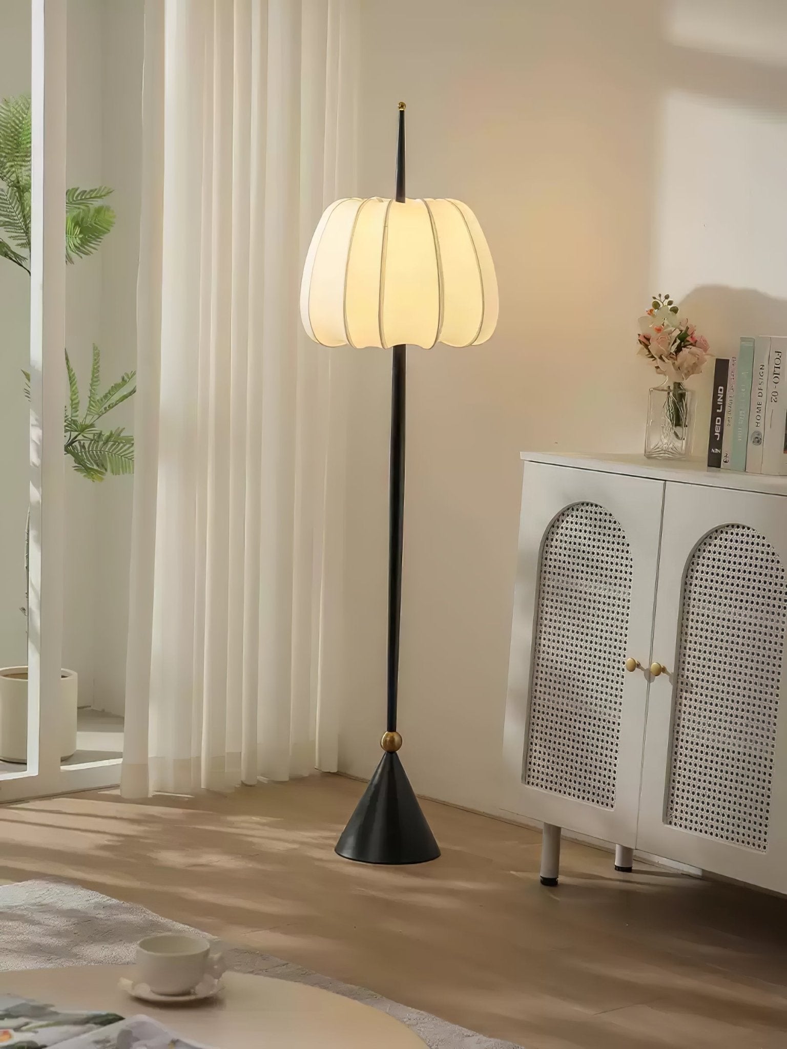 Liana Floor Lamp - Vakkerlight