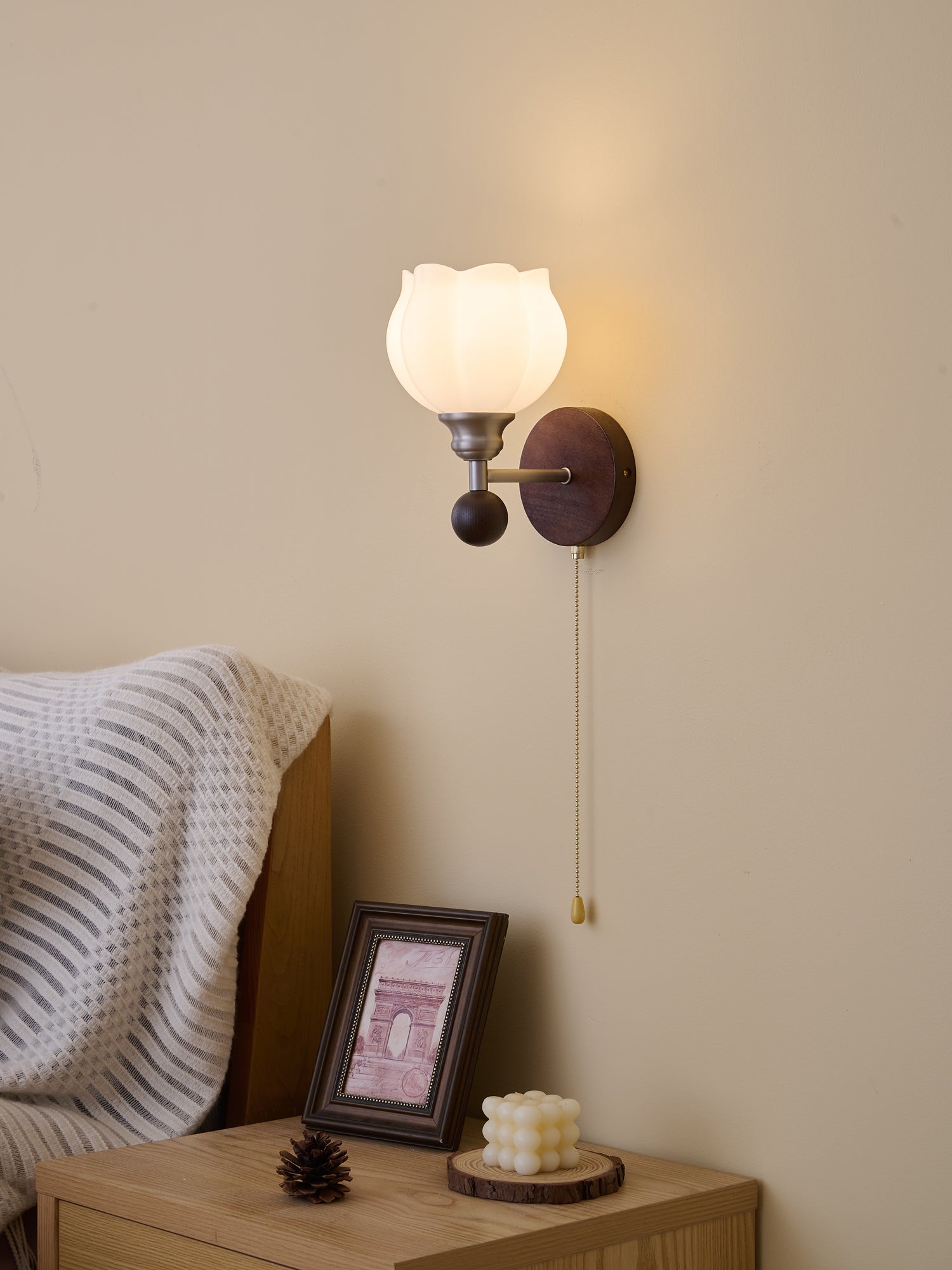 Lucille Wall Lamp - Vakkerlight