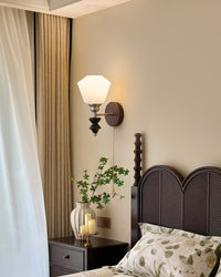 Lucille Wall Lamp - Vakkerlight