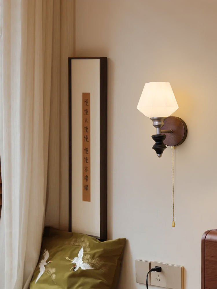 Lucille Wall Lamp - Vakkerlight