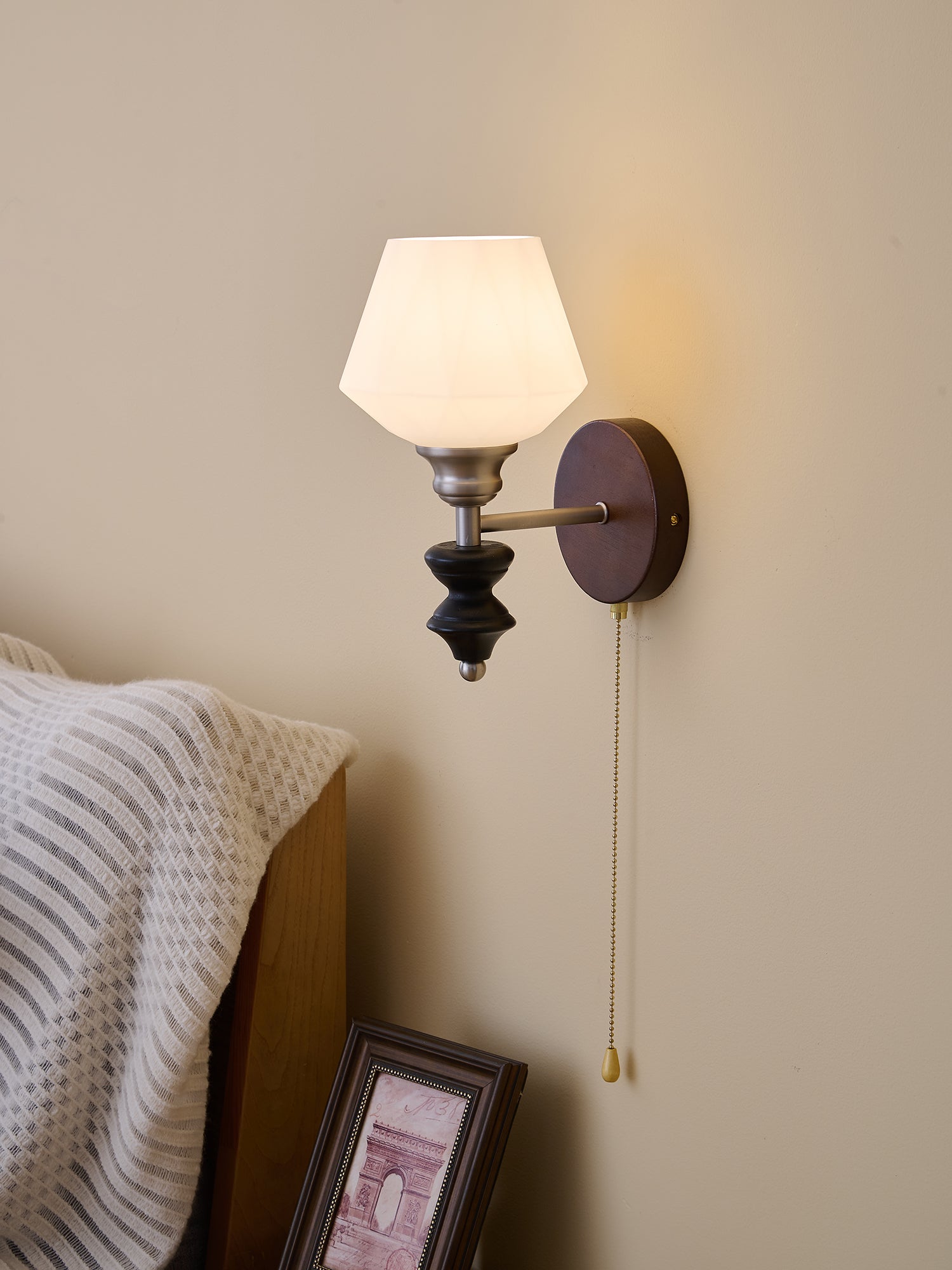 Lucille Wall Lamp - Vakkerlight