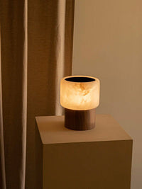 Luma Core Alabaster Table Lamp - Vakkerlight