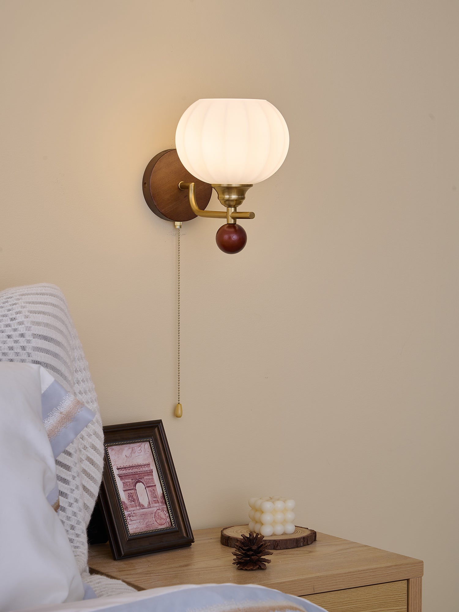 Lumea Crest Wall Lamp - Vakkerlight