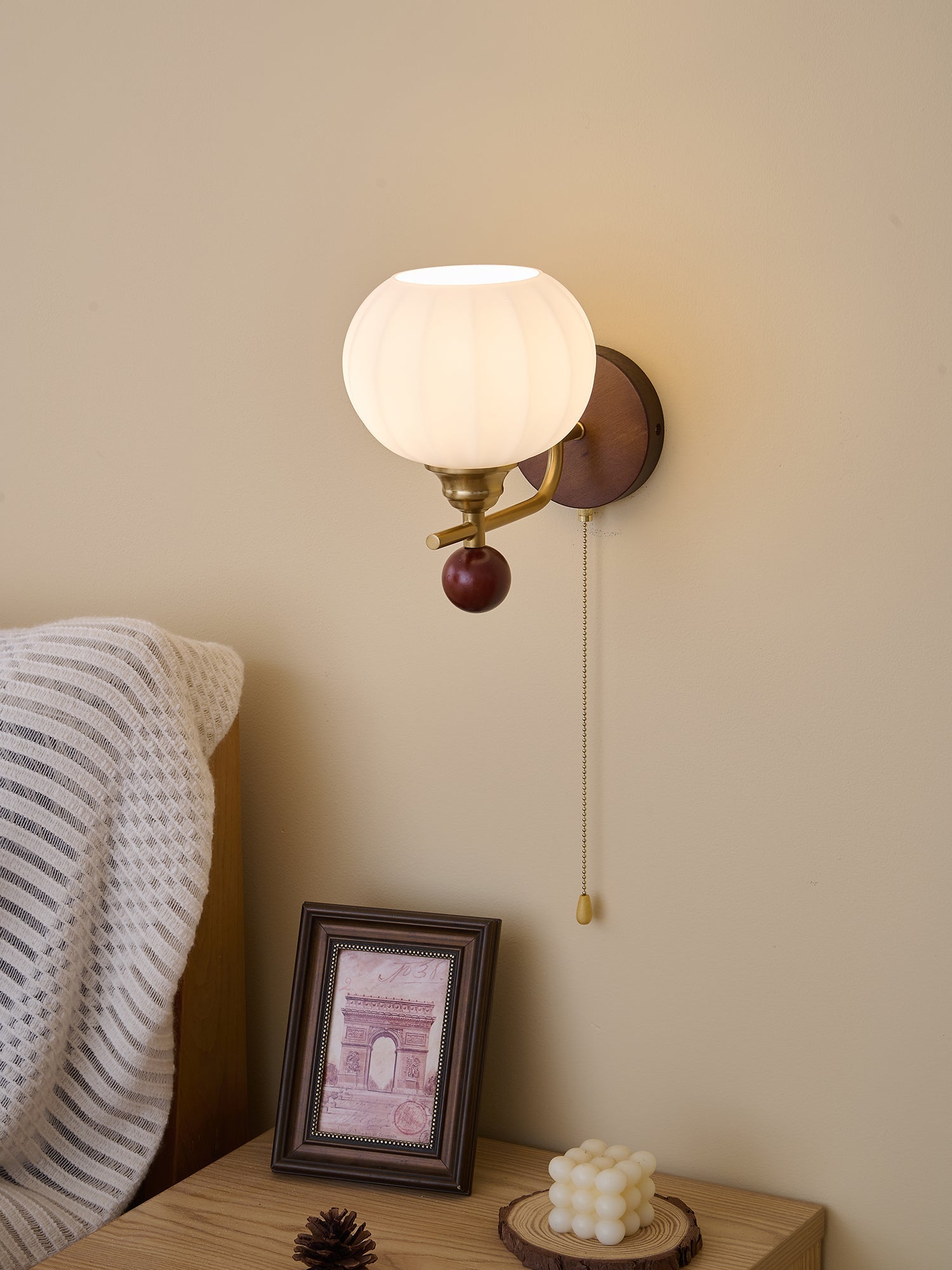 Lumea Crest Wall Lamp - Vakkerlight