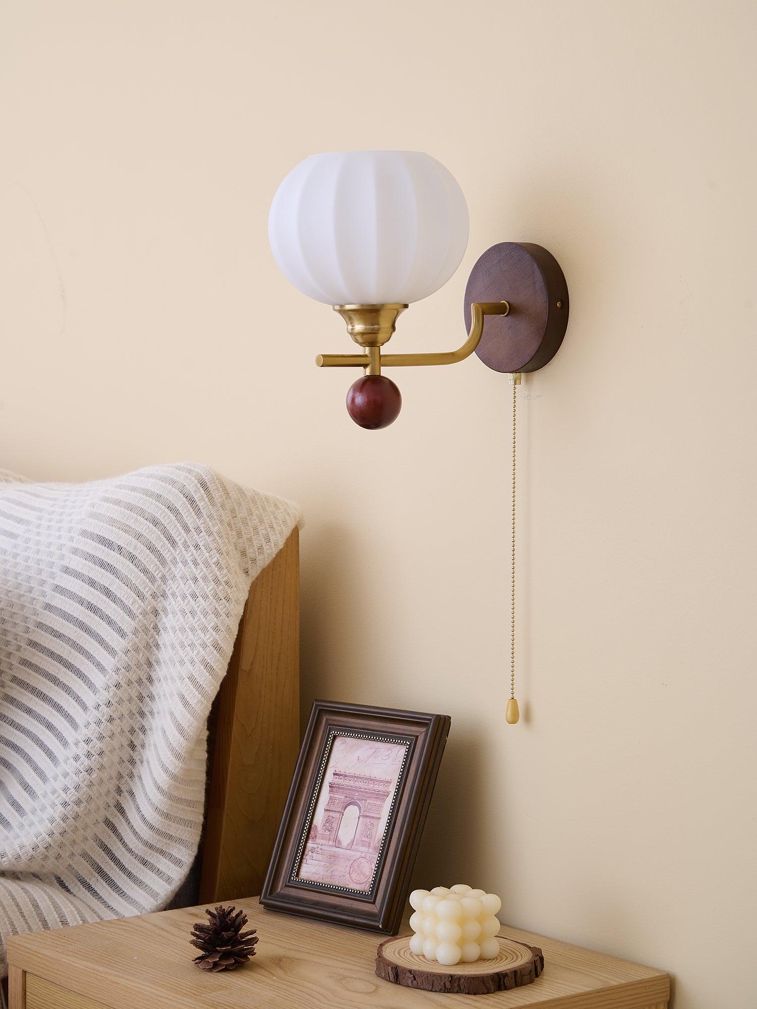 Lumea Crest Wall Lamp - Vakkerlight