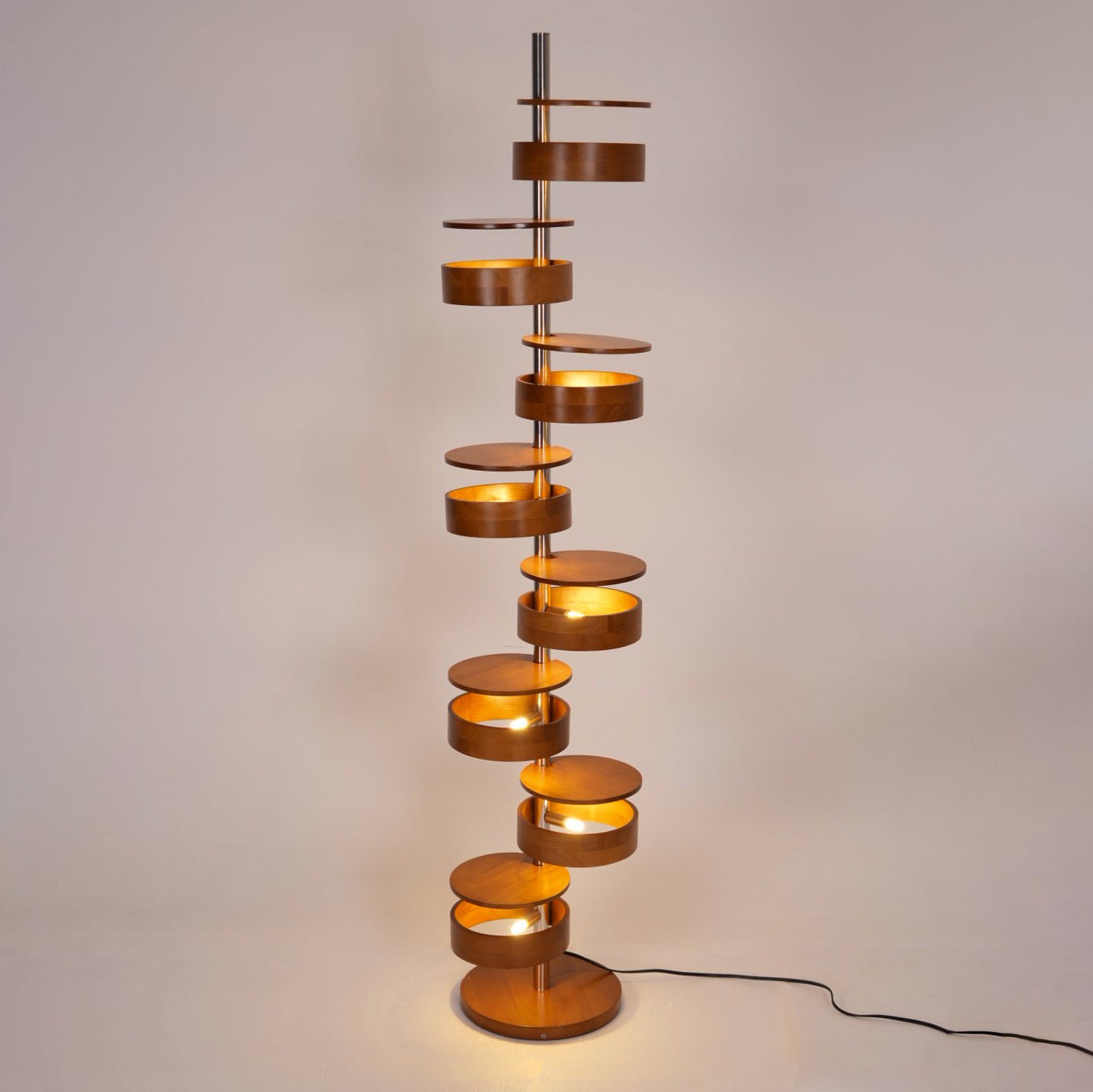 Luminis Wooden Floor Lamp - Vakkerlight