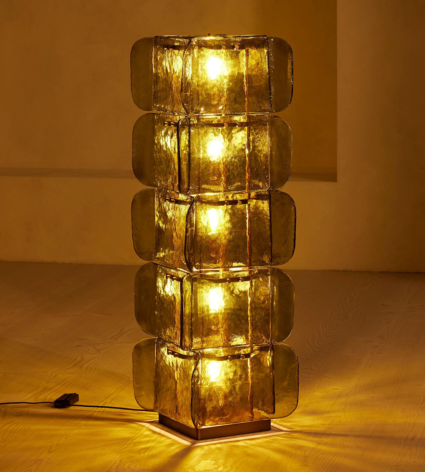 Lush Glass Tower Floor Lamp - Vakkerlight