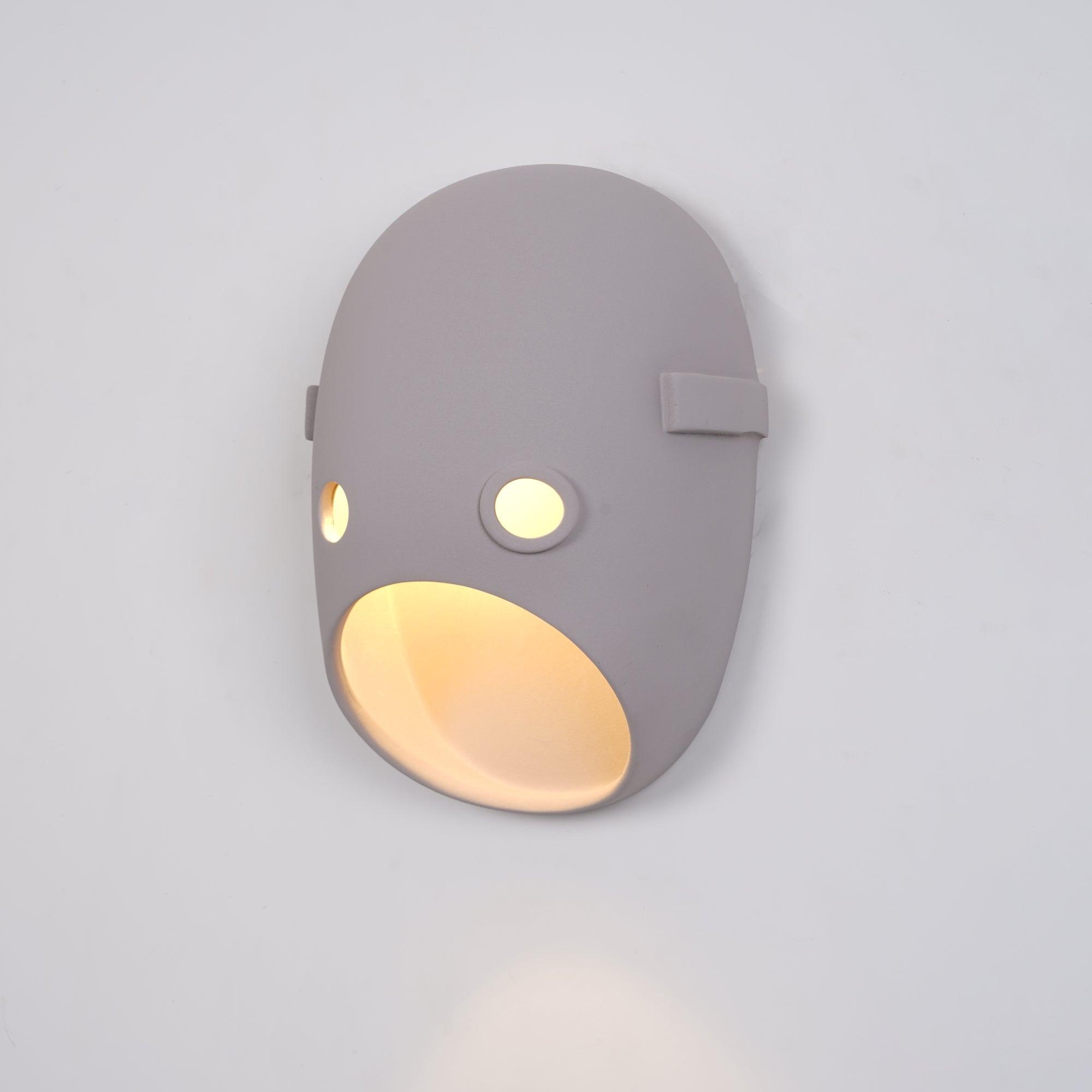 Mask Wall Light - Vakkerlight