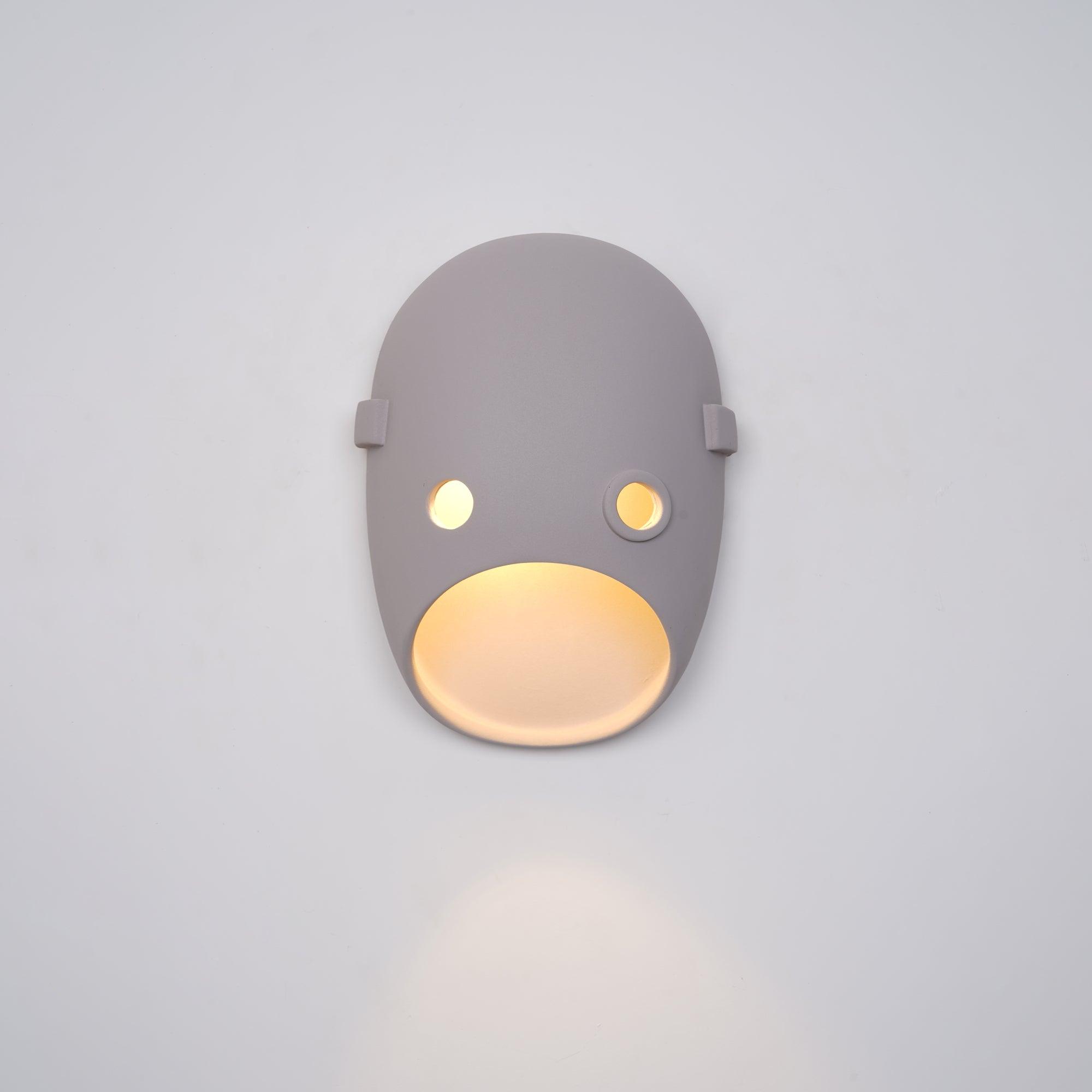 Mask Wall Light - Vakkerlight