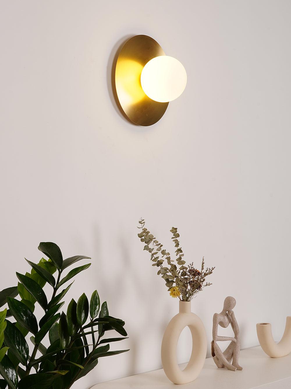 Round Glass Art Wall Lamp - Vakkerlight