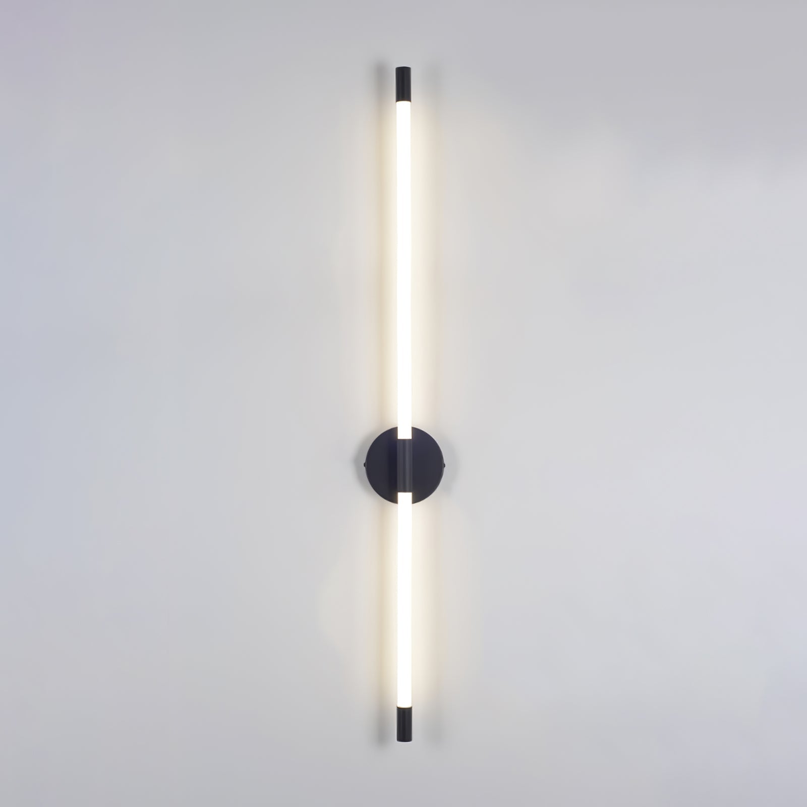 Minimalist Vertical Wall Sconce - Vakkerlight