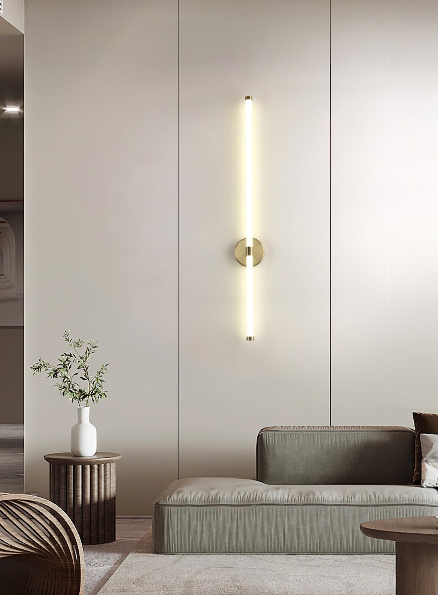 Minimalist Vertical Wall Sconce - Vakkerlight
