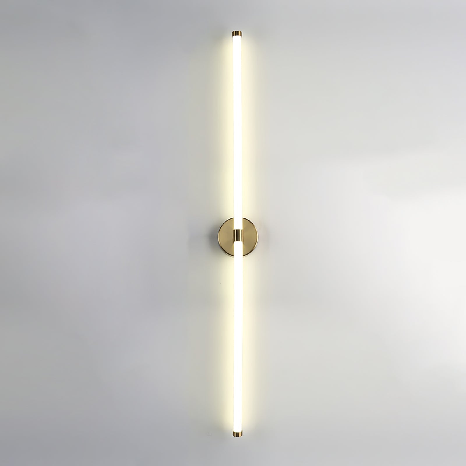 Minimalist Vertical Wall Sconce - Vakkerlight