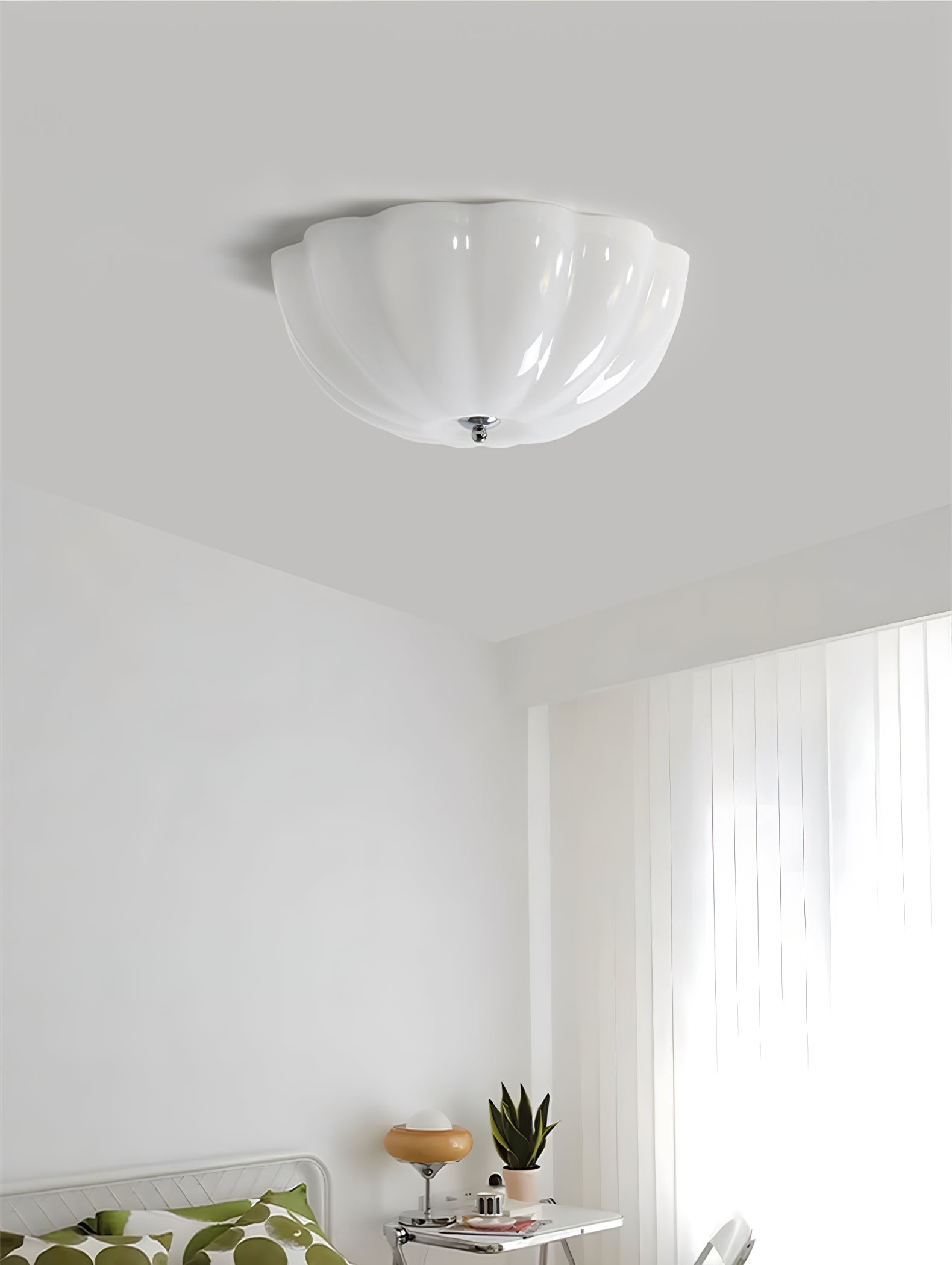 Opal Shell Ceiling Lamp - Vakkerlight