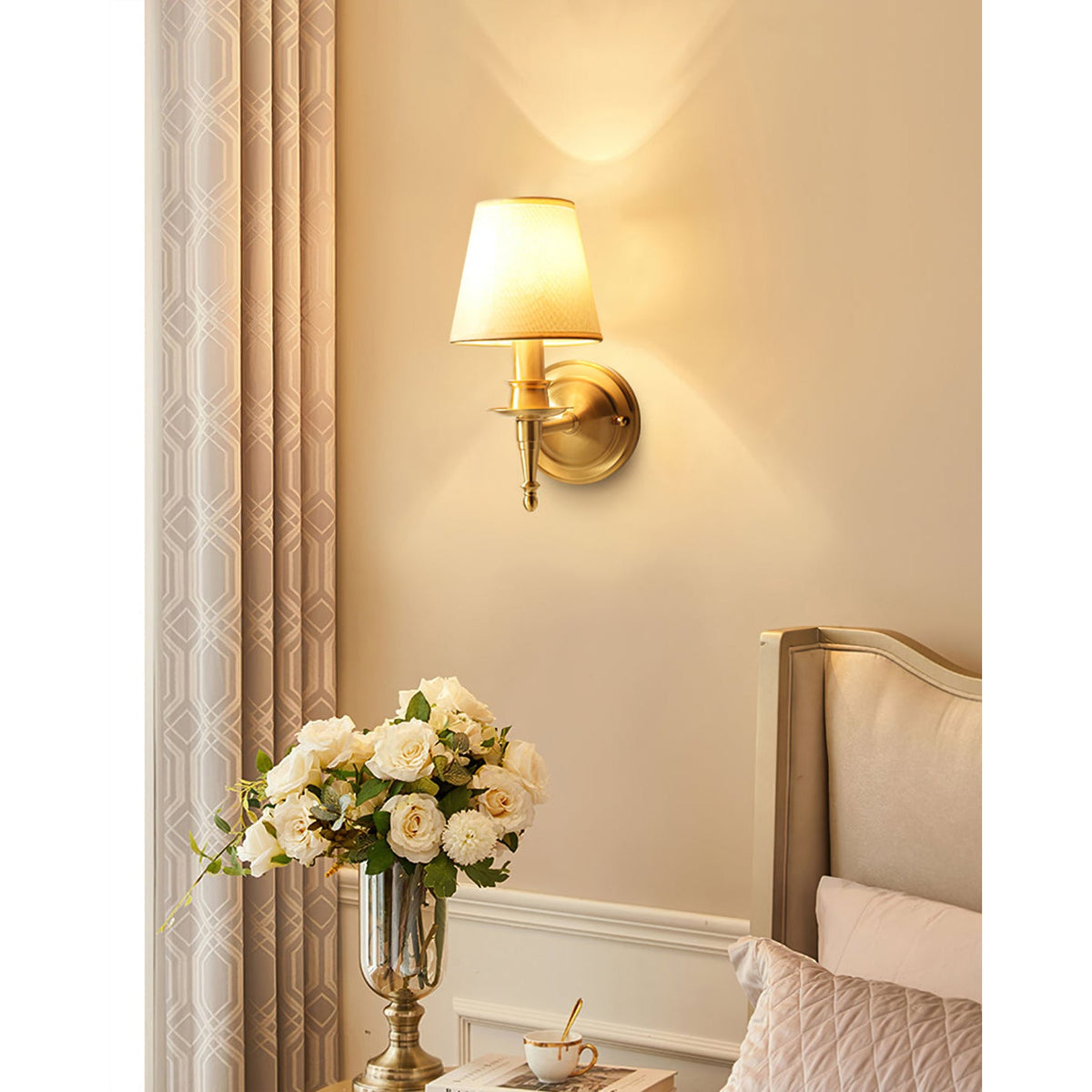 Vakker Limited Payson Brass Wall Lamp — Detail View 23