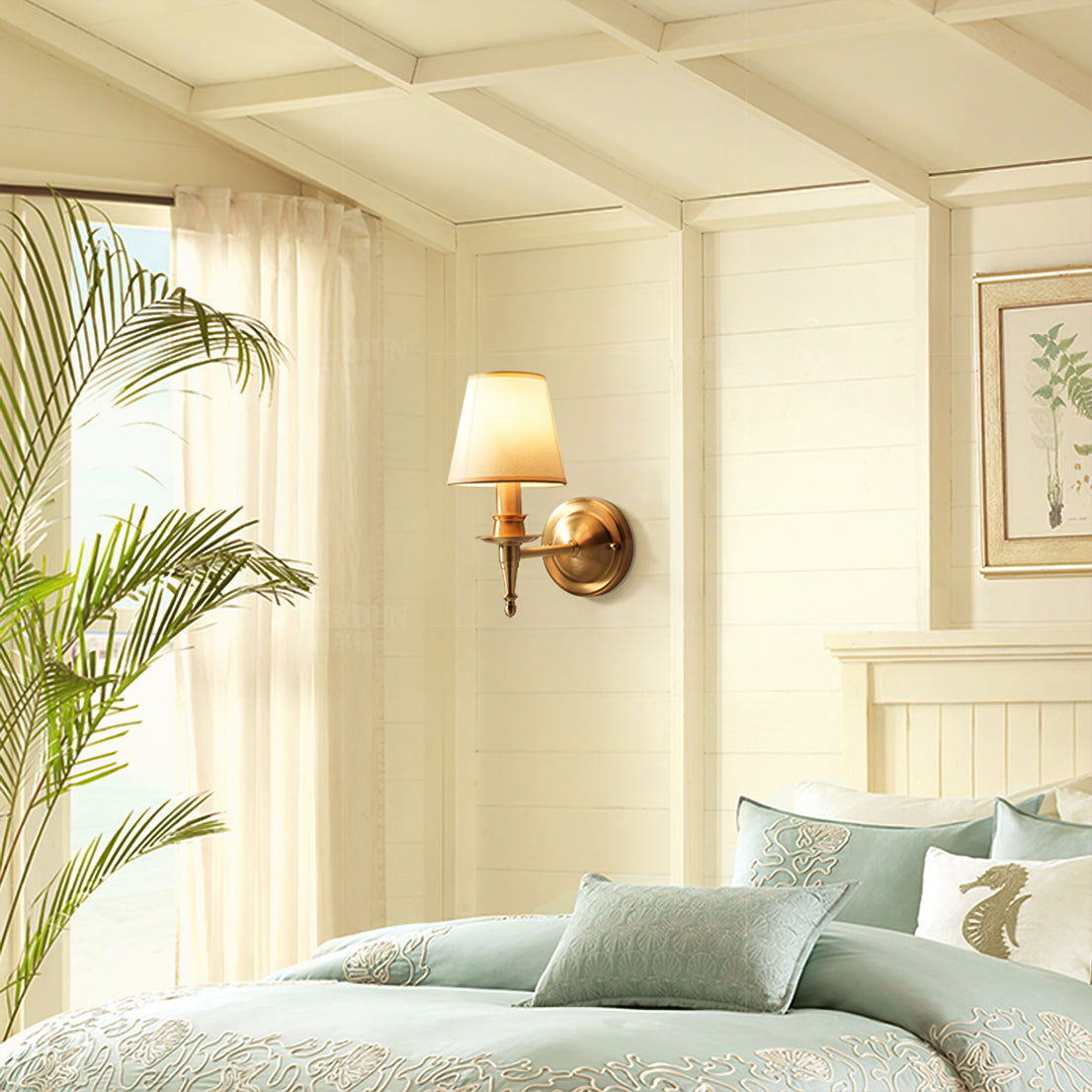 Vakker Limited Payson Brass Wall Lamp — Detail View 4