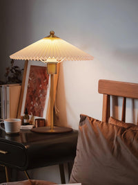 Perla Pleated Table Lamp - Vakkerlight