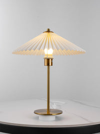 Perla Pleated Table Lamp - Vakkerlight
