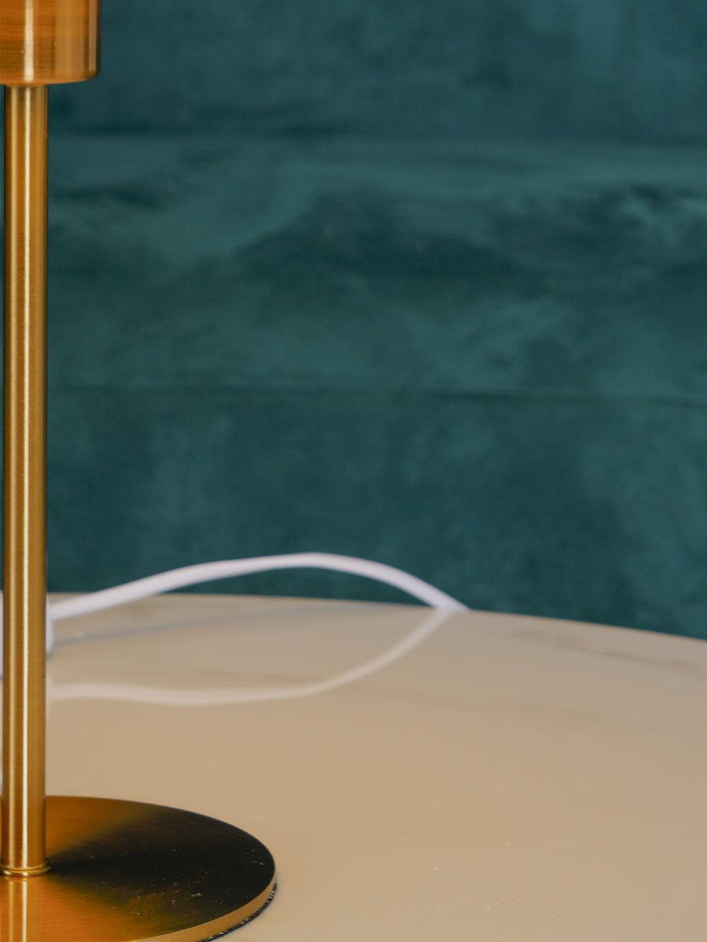 Perla Pleated Table Lamp - Vakkerlight