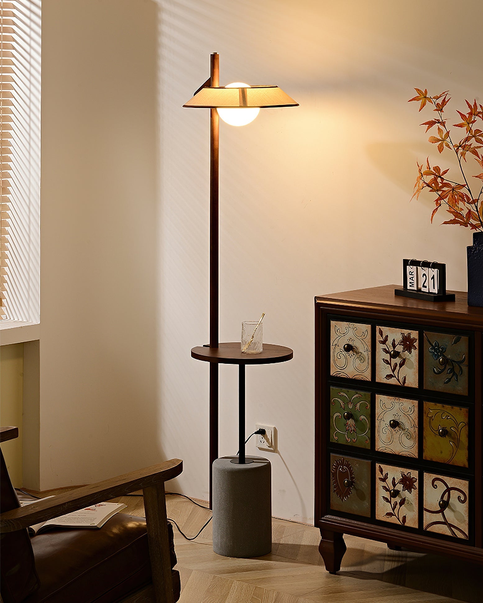 Pinnacle Floor Lamp - Vakkerlight