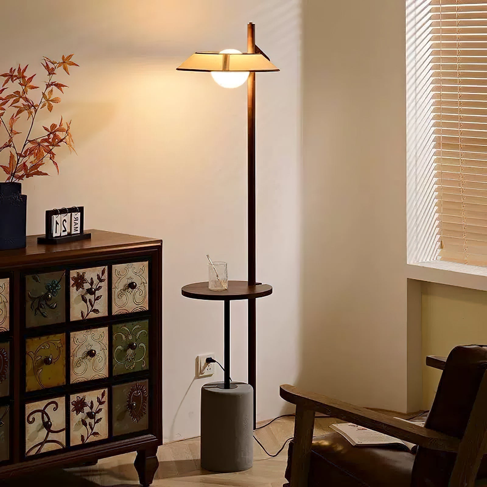 Pinnacle Floor Lamp - Vakkerlight