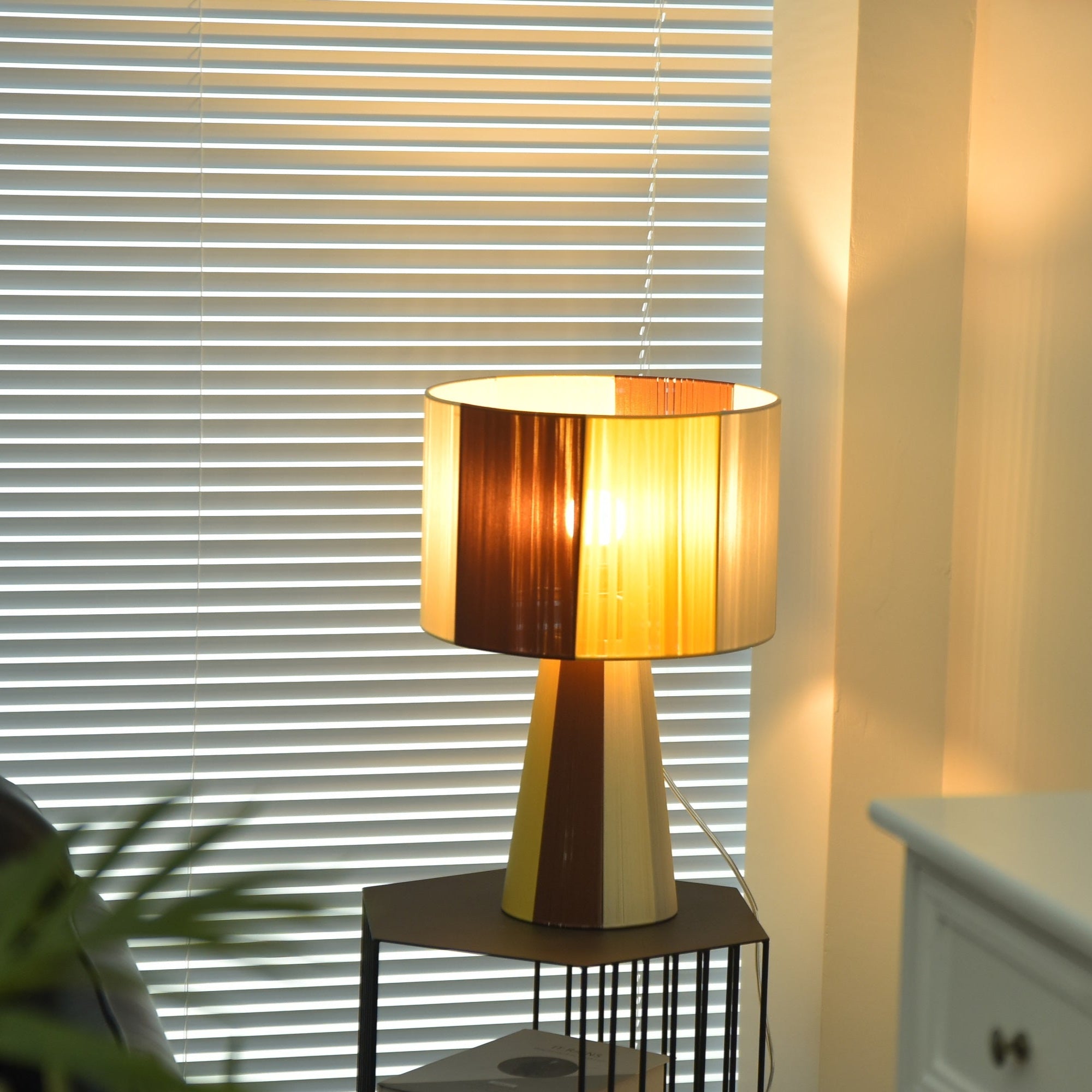 Prisma Fabric Table Lamp - Vakkerlight