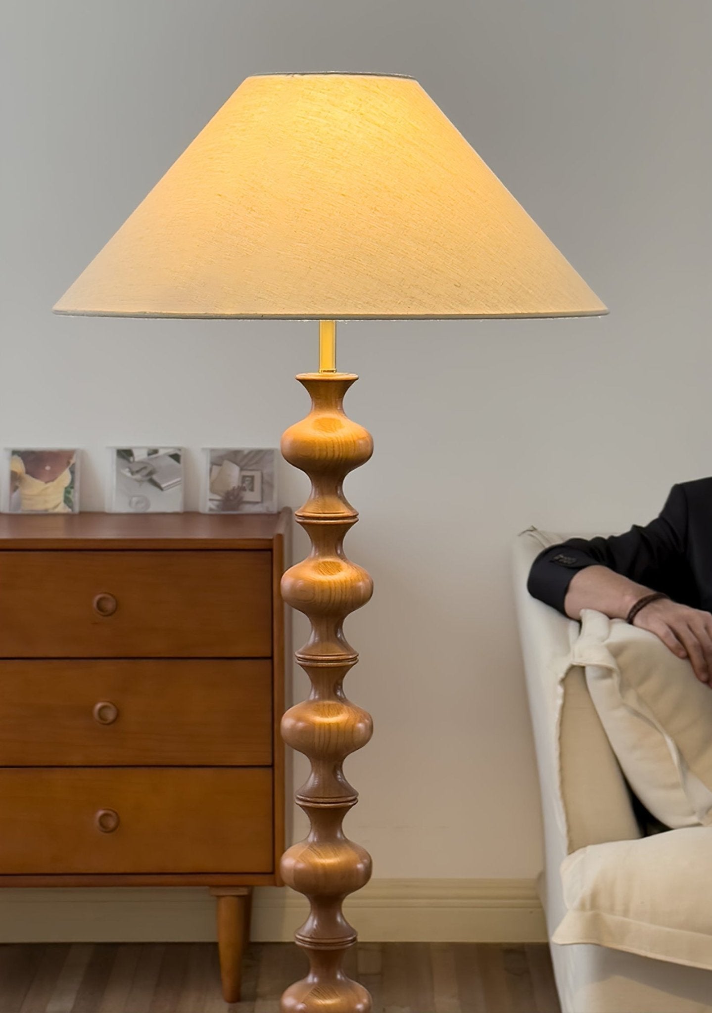 Sculpted Rhythm Wood Floor Lamp - Vakkerlight