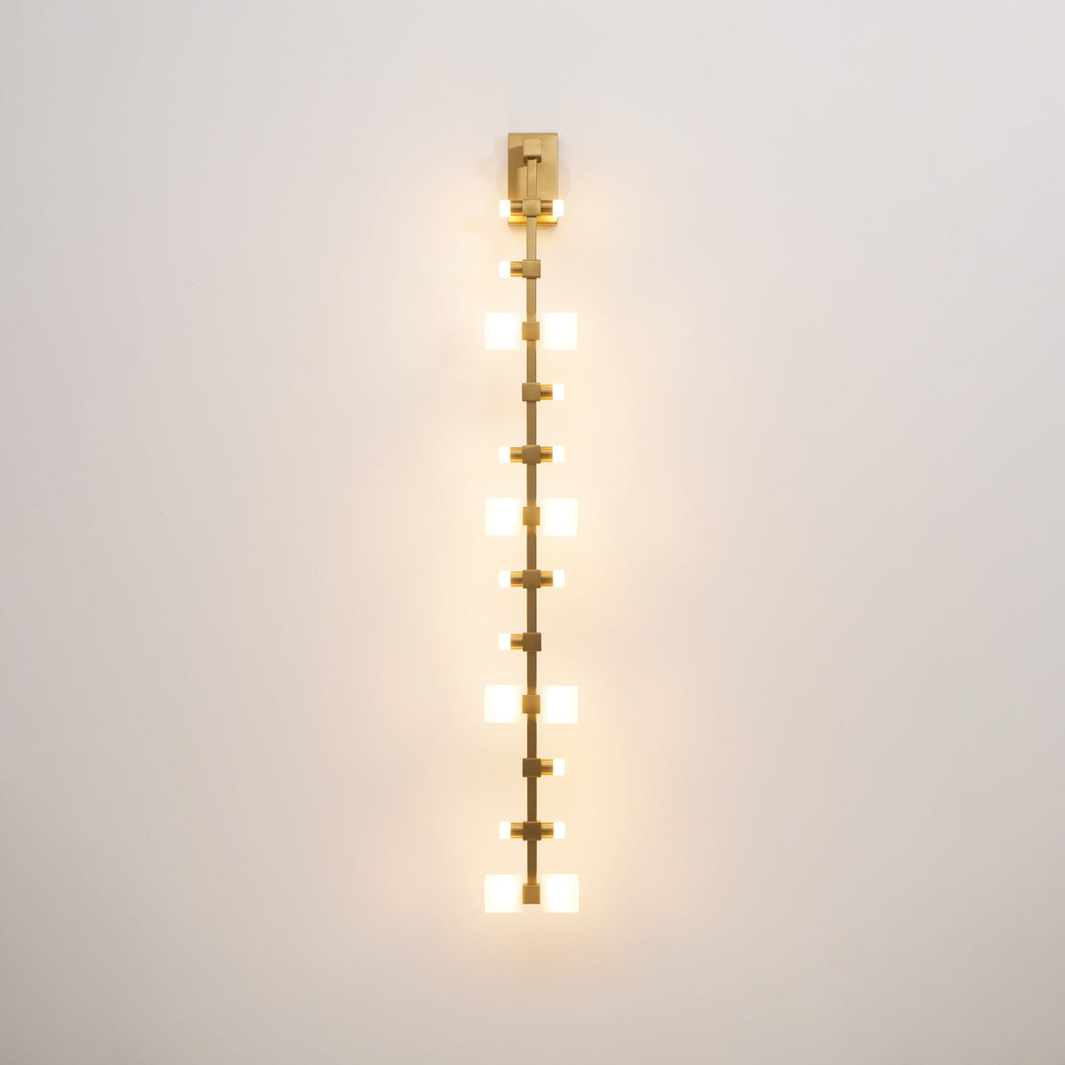 Vakker Limited Semper Mia 4-Light Wall Lamp — Detail View 17